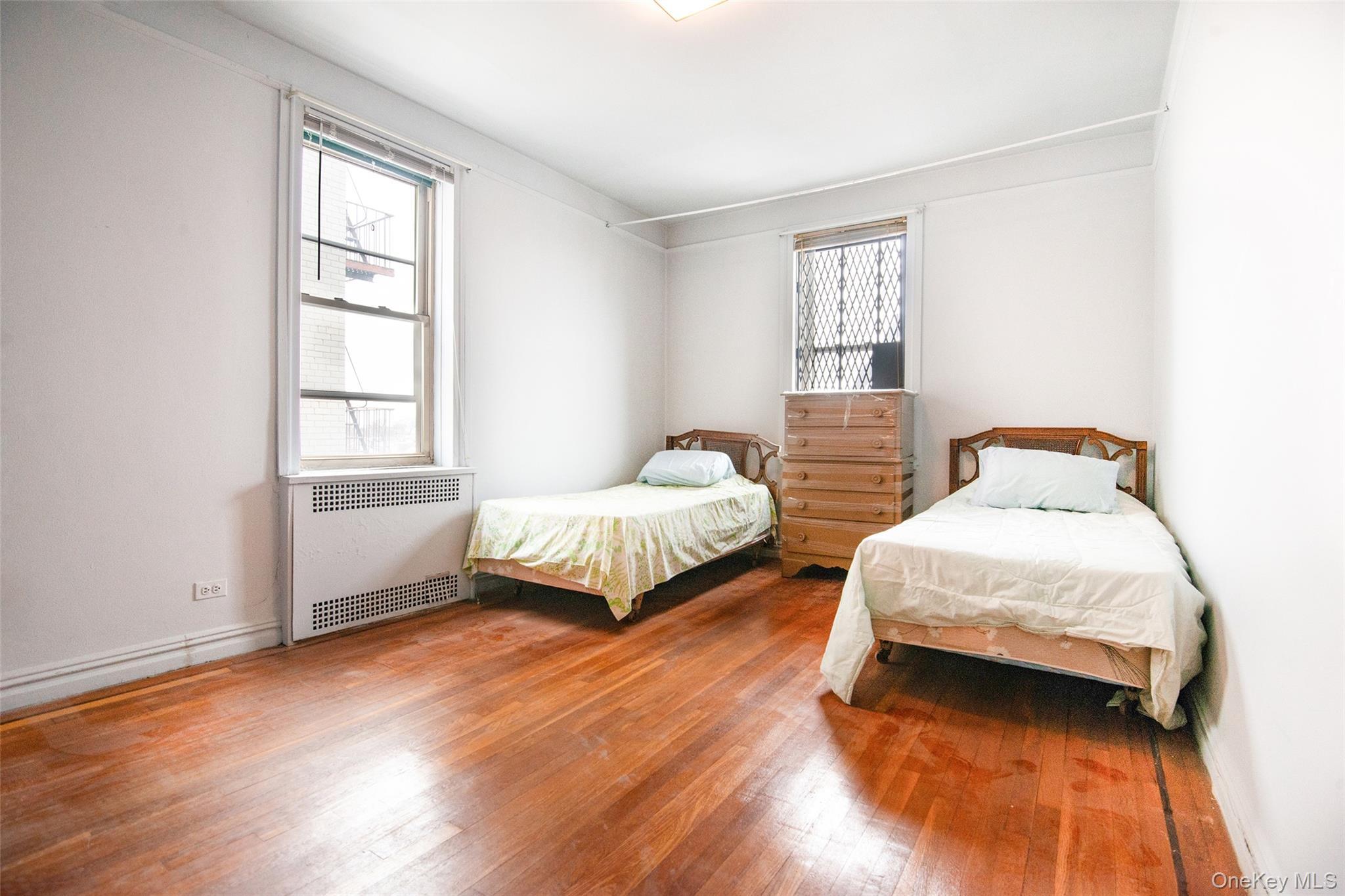 Coop Bruckner  Bronx, NY 10461, MLS-963532-11