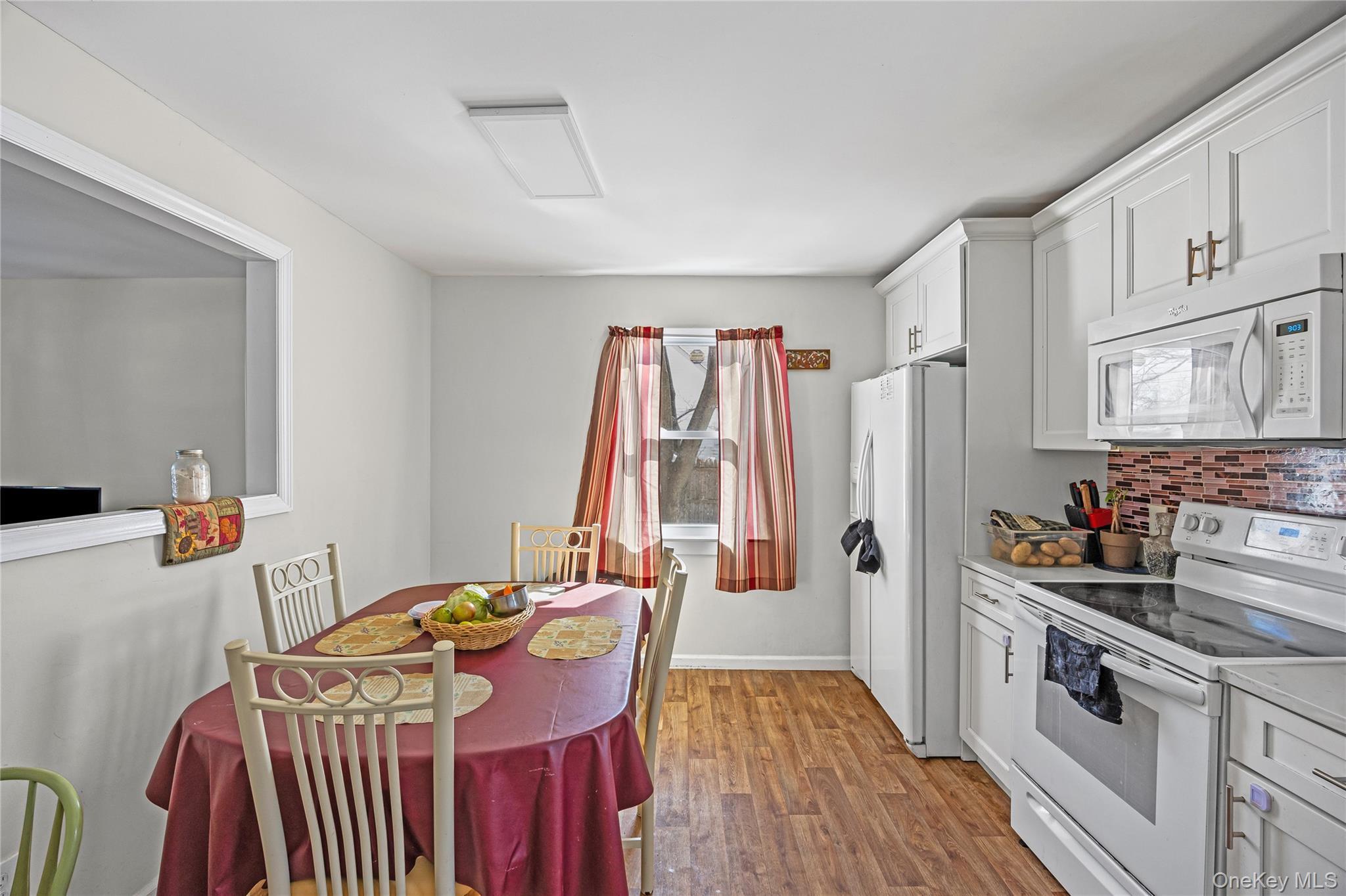 Single Family Mark Tree  Suffolk County, NY 11720, MLS-963535-5