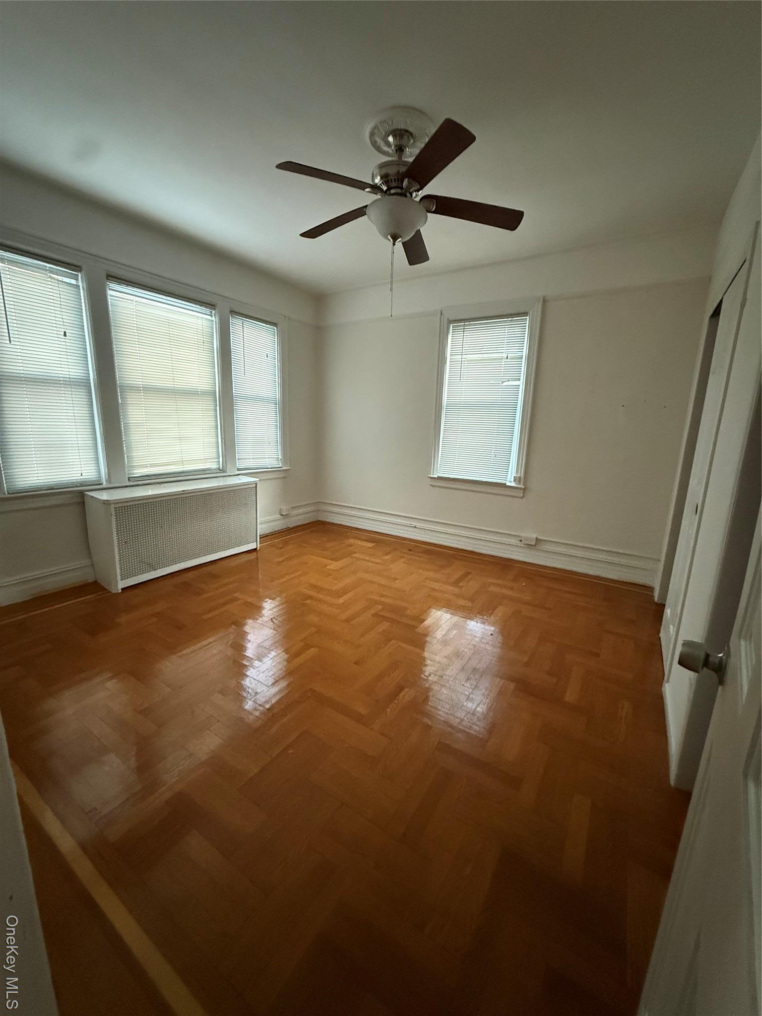 Single Family Hobart  Bronx, NY 10461, MLS-963553-5