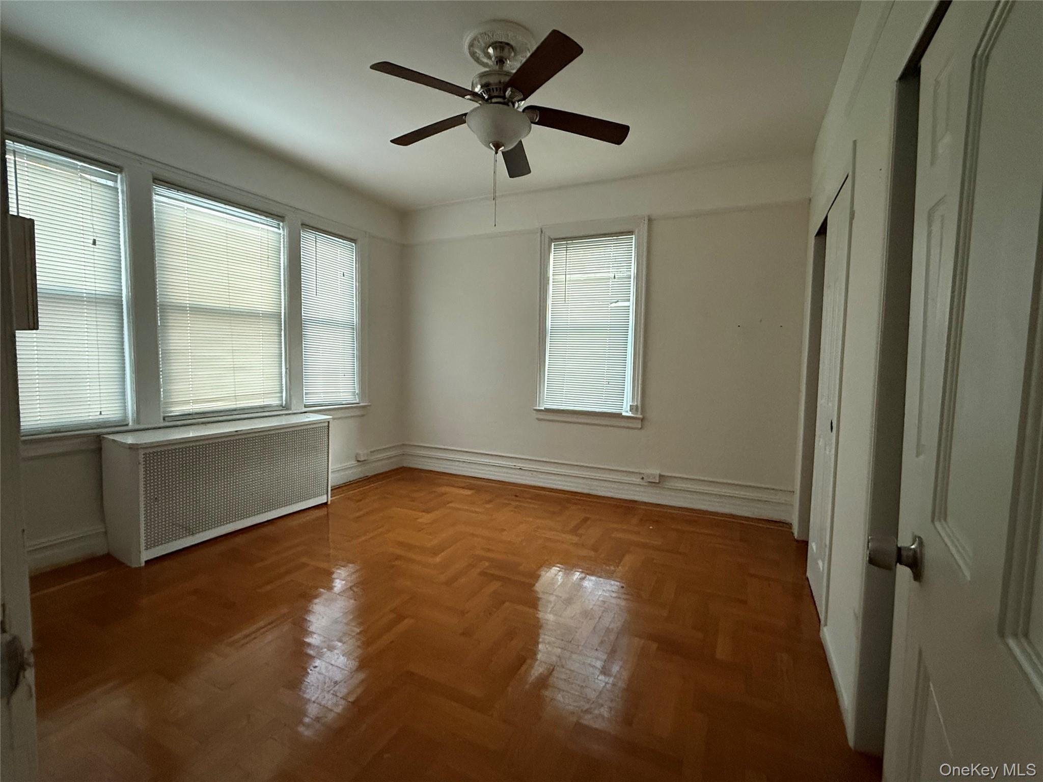 Single Family Hobart  Bronx, NY 10461, MLS-963553-6