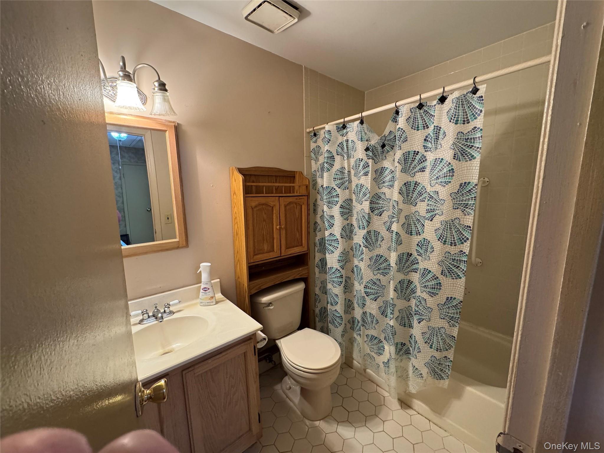 Condo Race  Suffolk County, NY 11769, MLS-963579-16