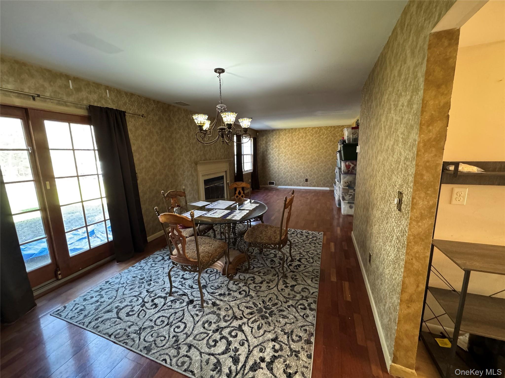 Condo Race  Suffolk County, NY 11769, MLS-963579-5