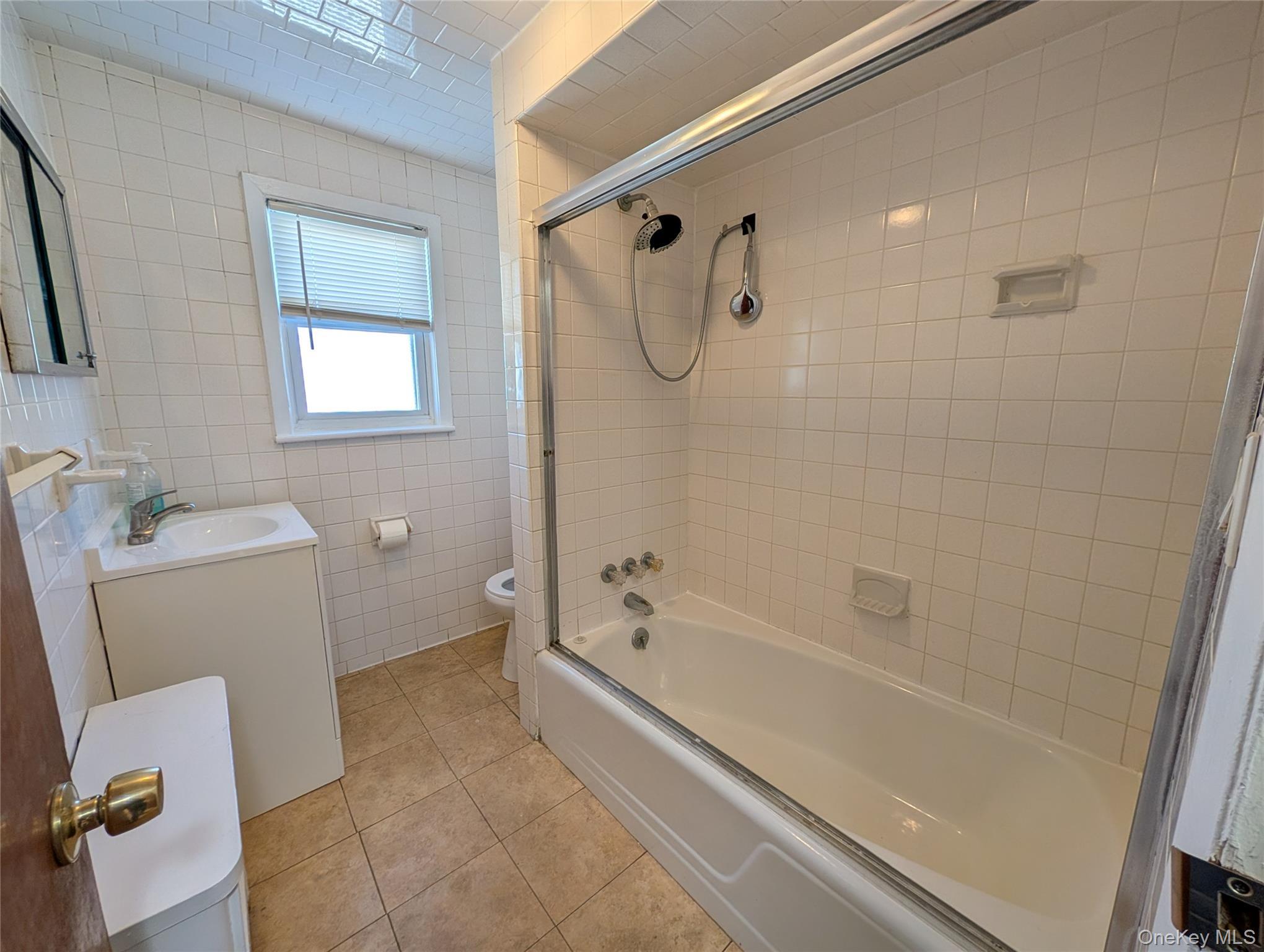 Single Family 215th  Queens, NY 11428, MLS-963595-9