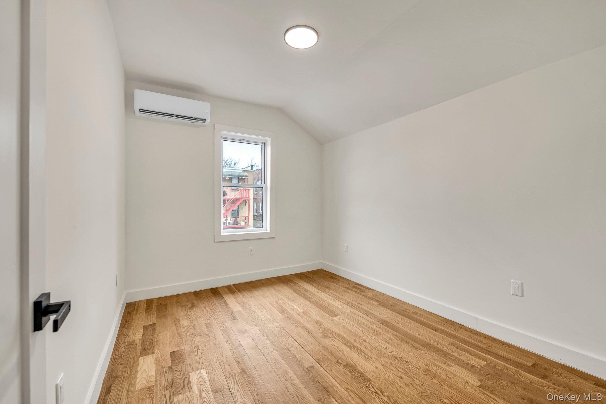 Single Family Gillespie  Bronx, NY 10461, MLS-963612-12