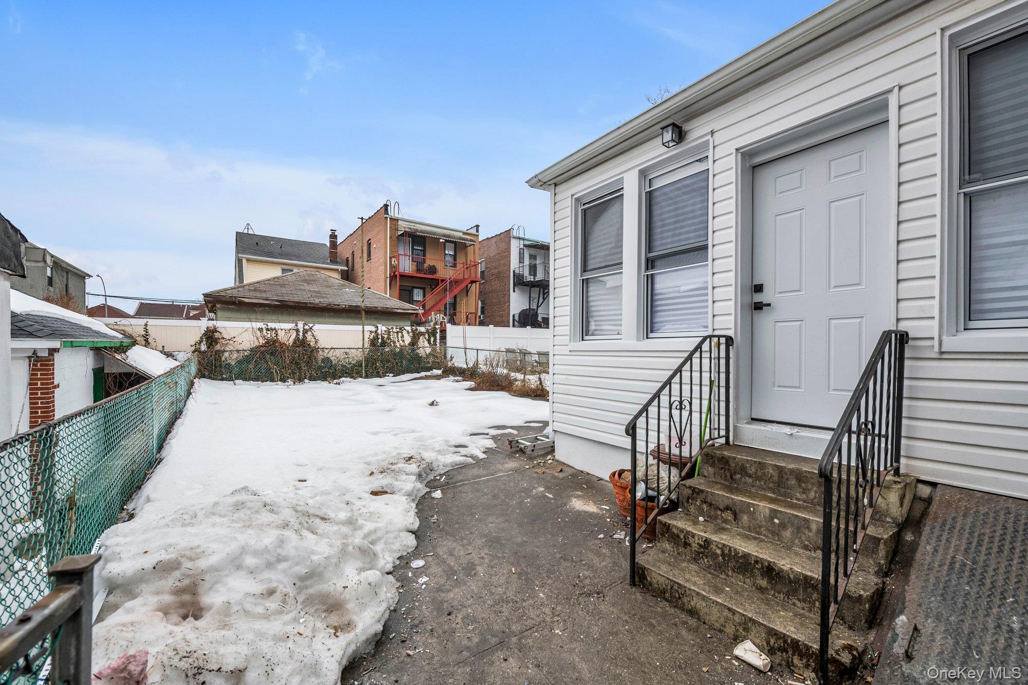 Single Family Gillespie  Bronx, NY 10461, MLS-963612-22
