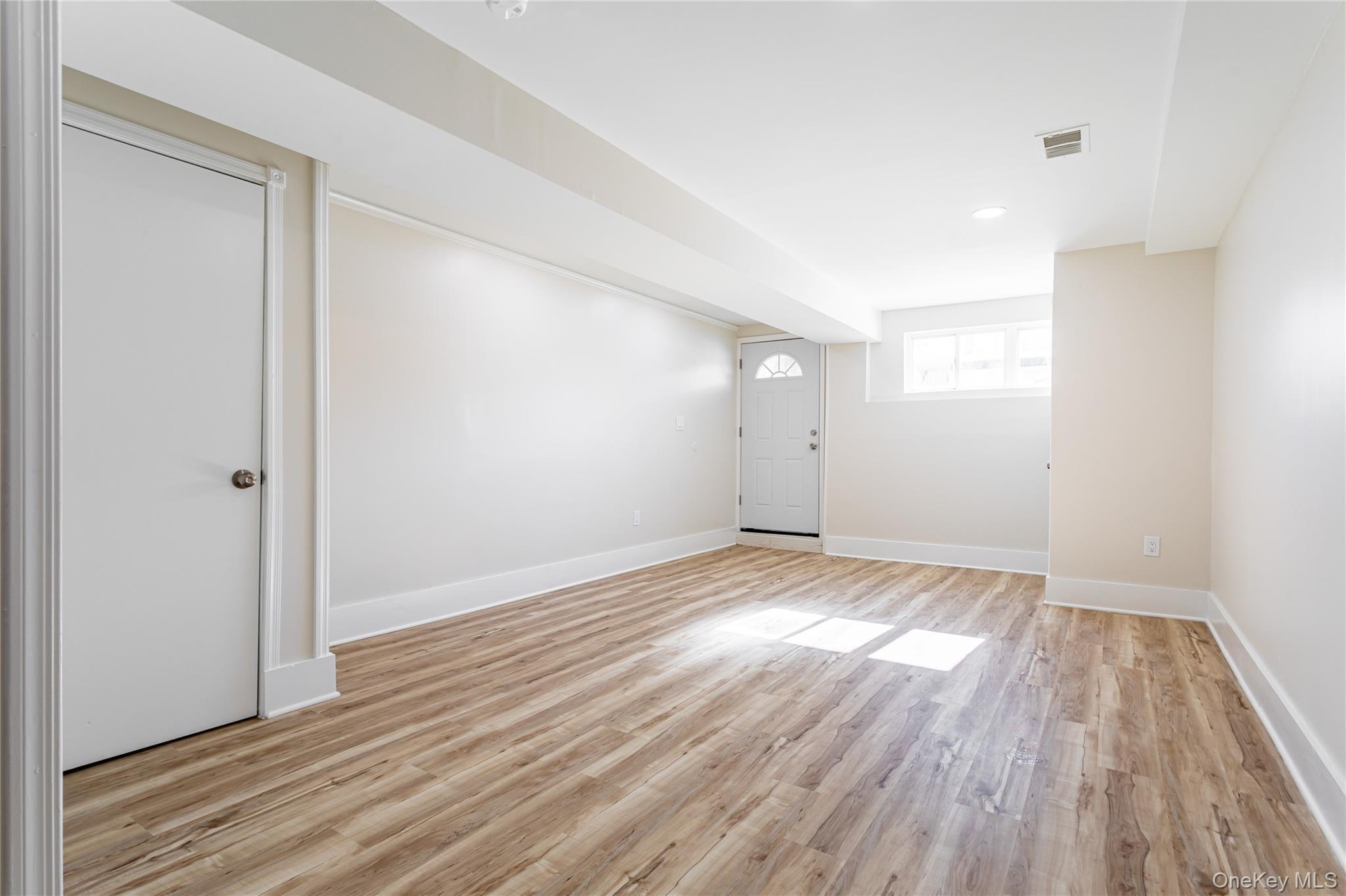 Single Family Spirit  Staten Island, NY 10303, MLS-963628-19