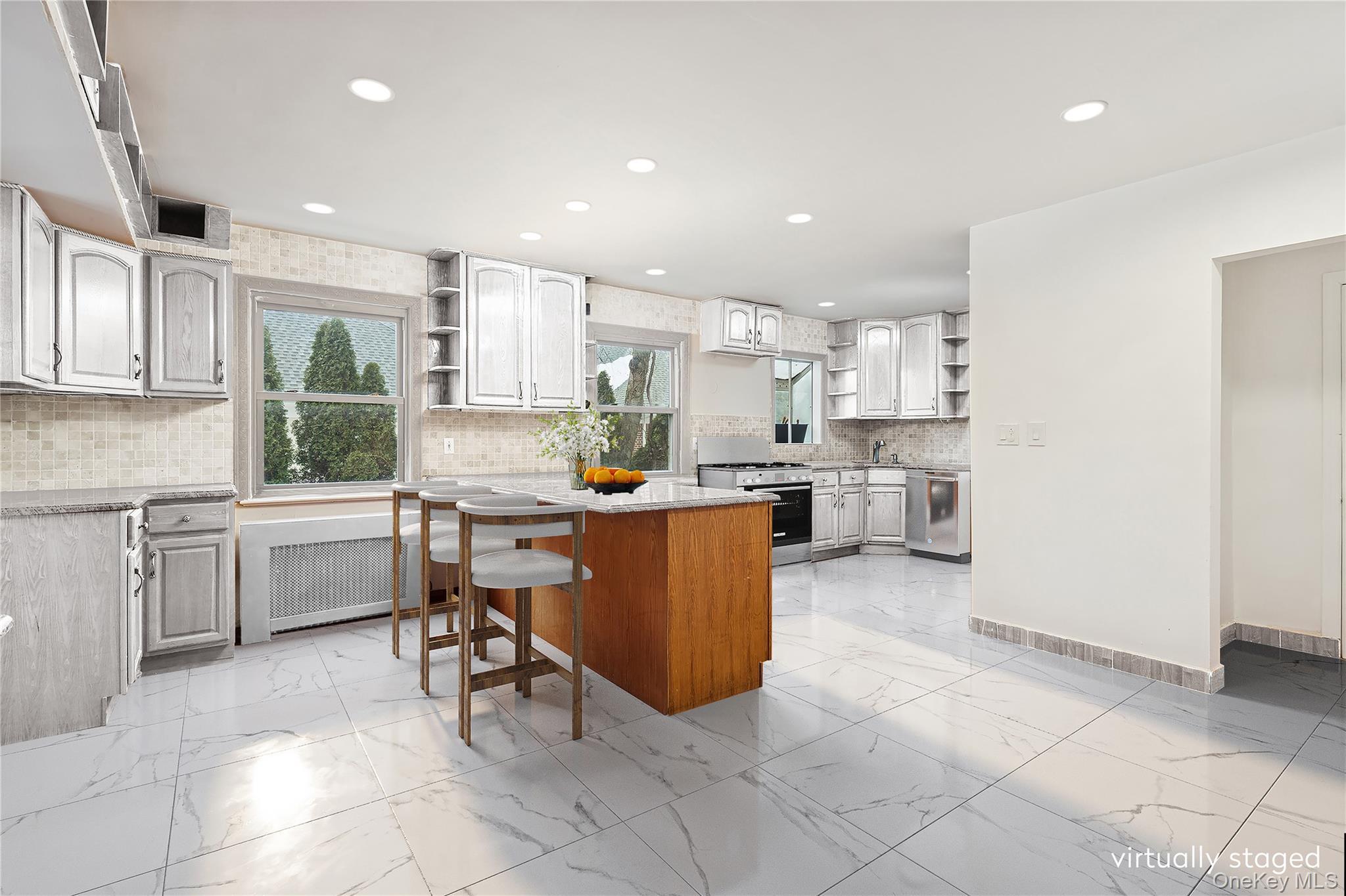 Single Family Independence Bronx, NY 10471, MLS-963640-3