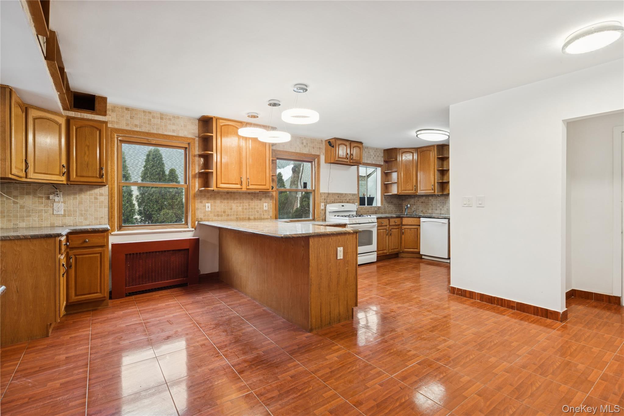 Single Family Independence Bronx, NY 10471, MLS-963640-4