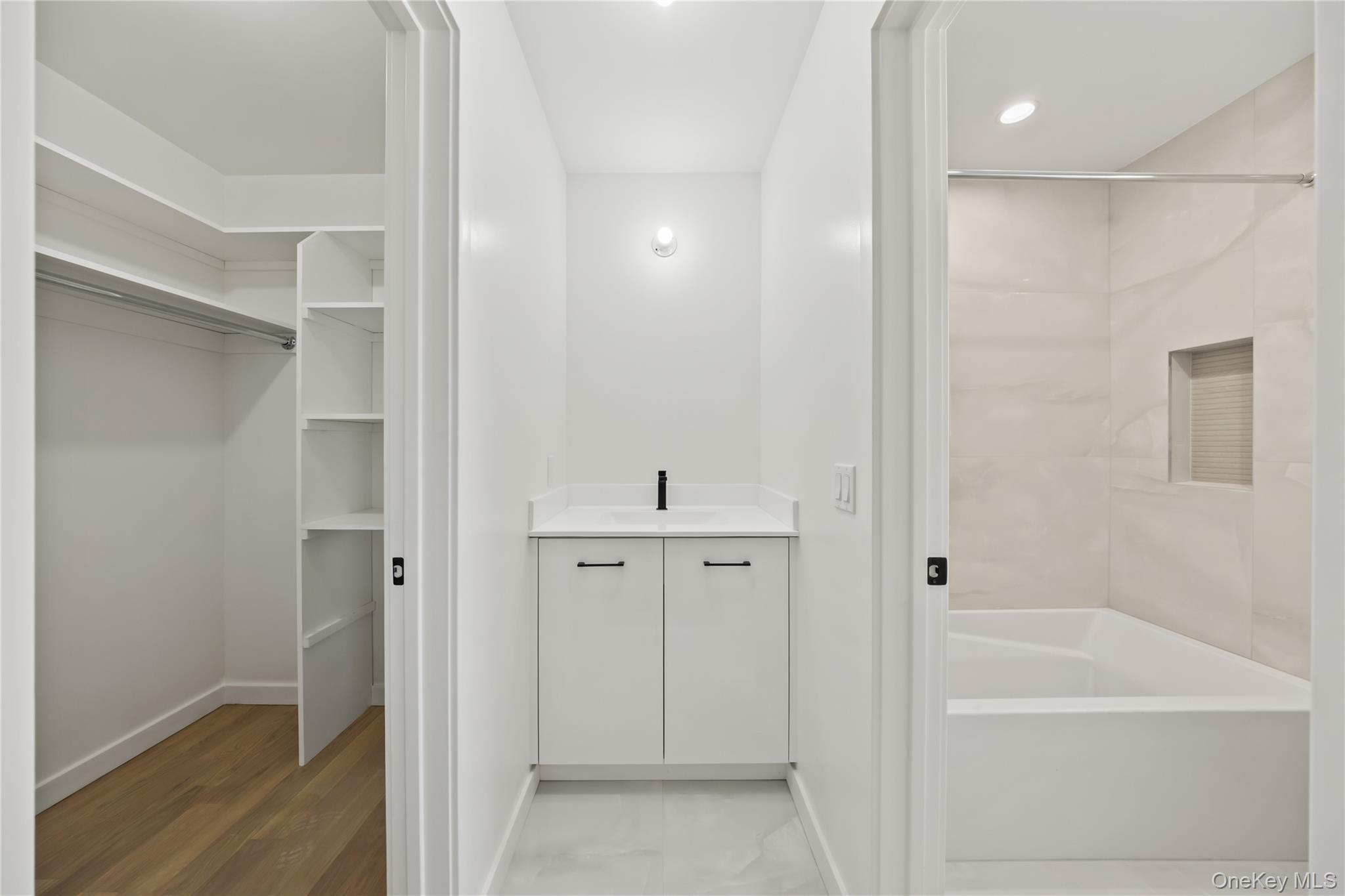 Condo Manor  Rockland County, NY 10952, MLS-963641-33