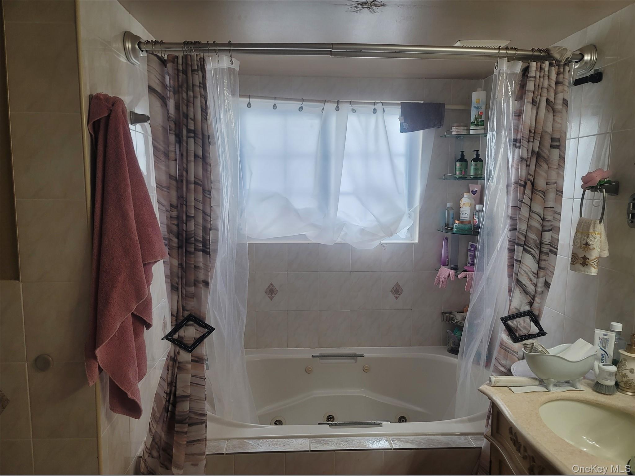 Single Family Falcon  Queens, NY 11691, MLS-963667-33