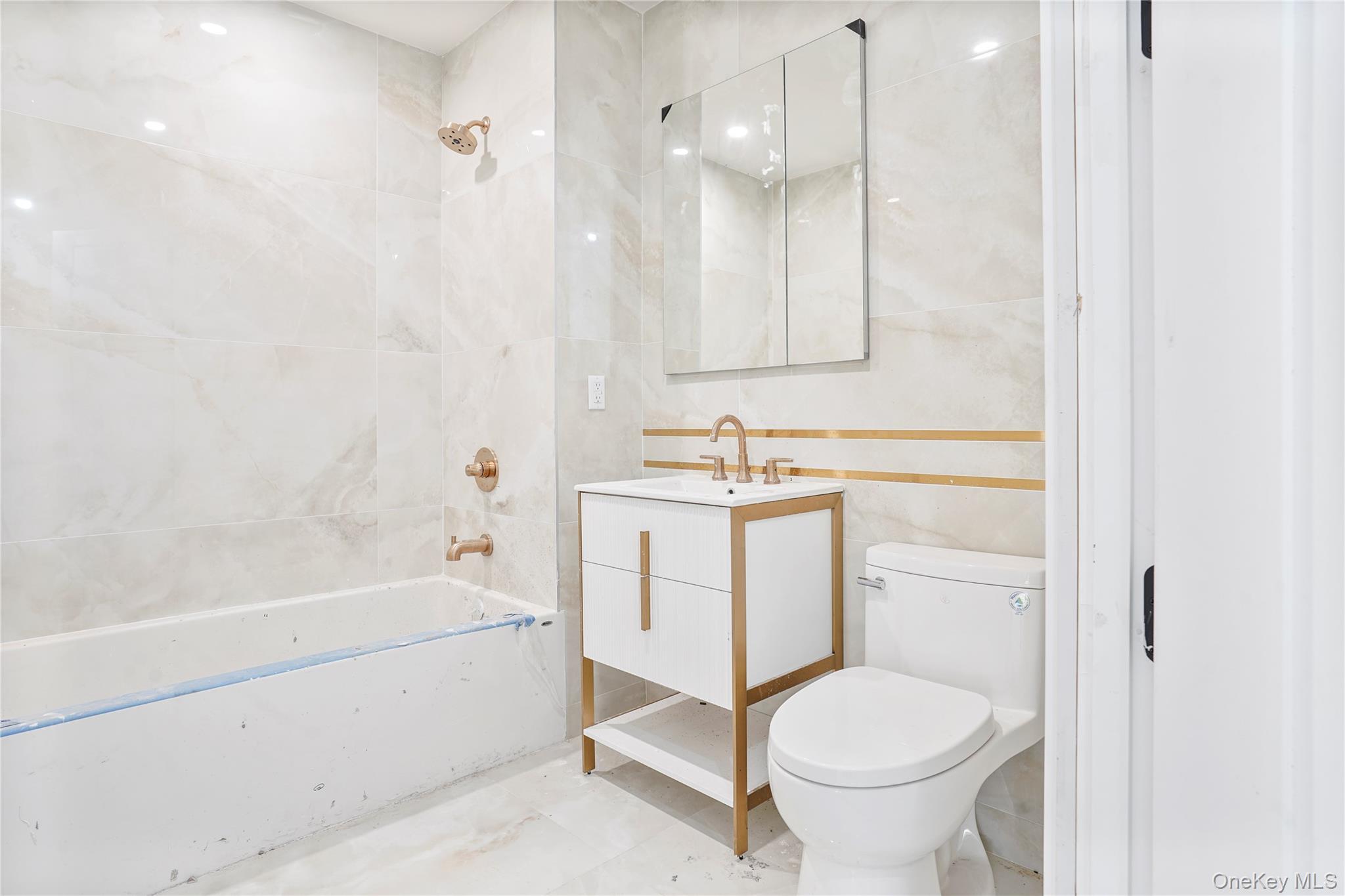 Condo Vernon  Brooklyn, NY 11206, MLS-963685-5