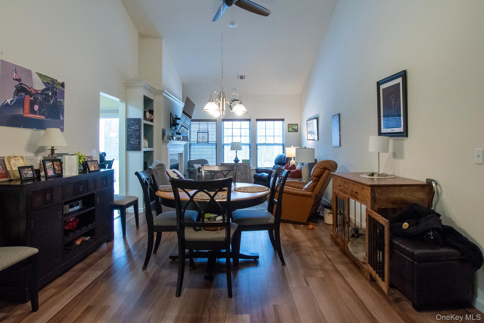 Condo Greentree  Suffolk County, NY 11967, MLS-963693-10