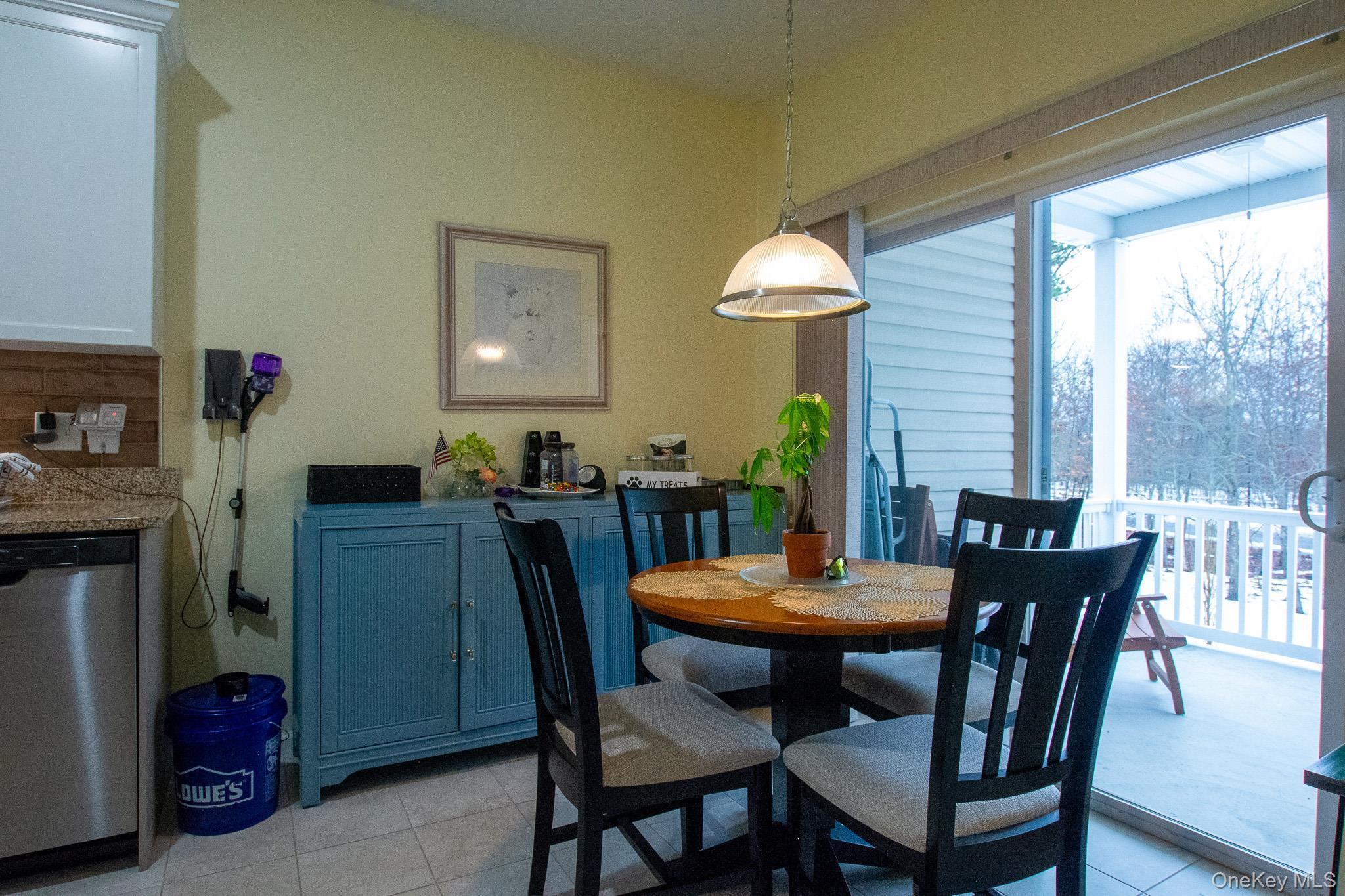 Condo Greentree  Suffolk County, NY 11967, MLS-963693-13