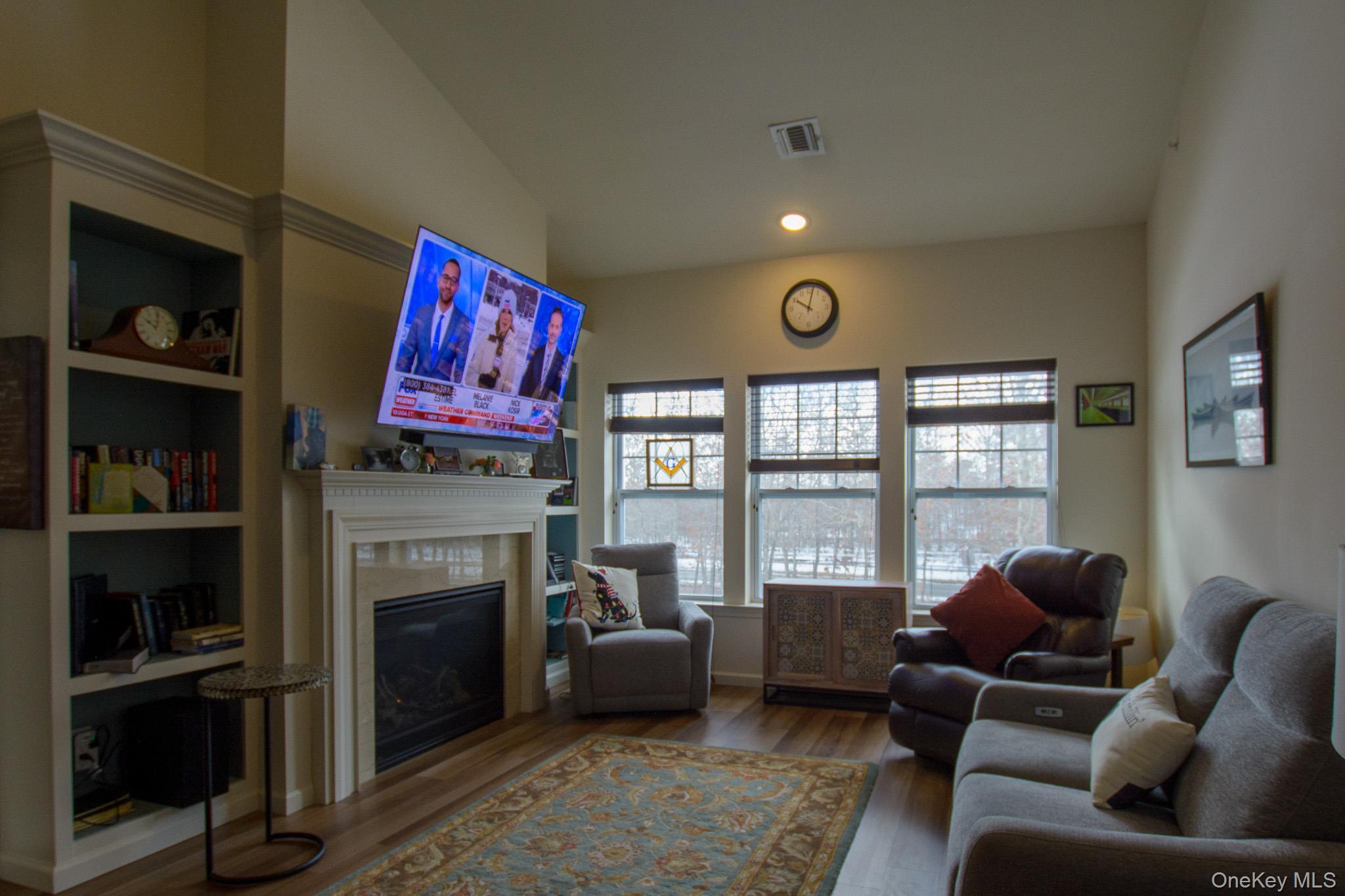 Condo Greentree  Suffolk County, NY 11967, MLS-963693-6