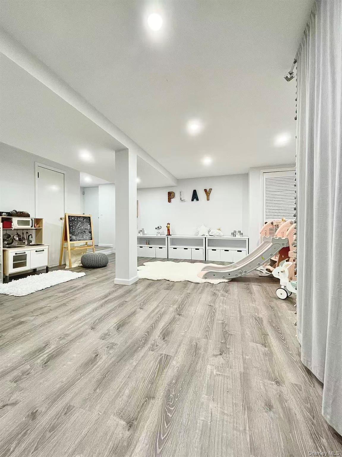 Single Family 23rd  Queens, NY 11360, MLS-963703-12