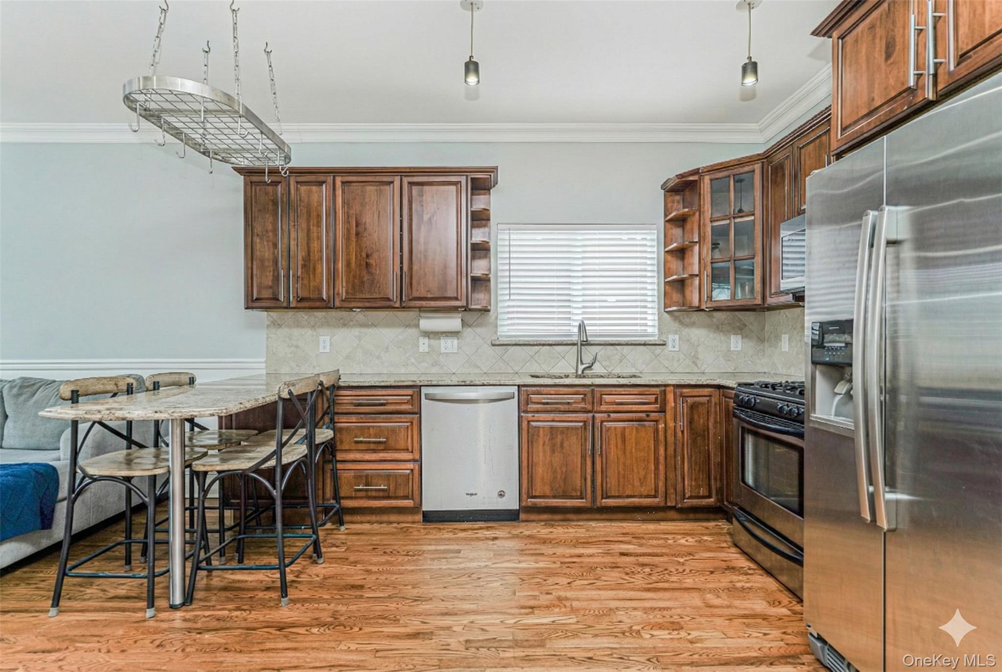 Single Family Llewellyn  Staten Island, NY 10310, MLS-963704-10