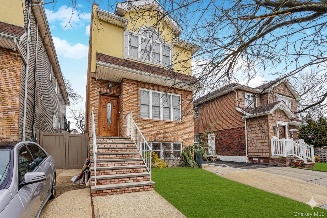 Single Family Llewellyn  Staten Island, NY 10310, MLS-963704-2