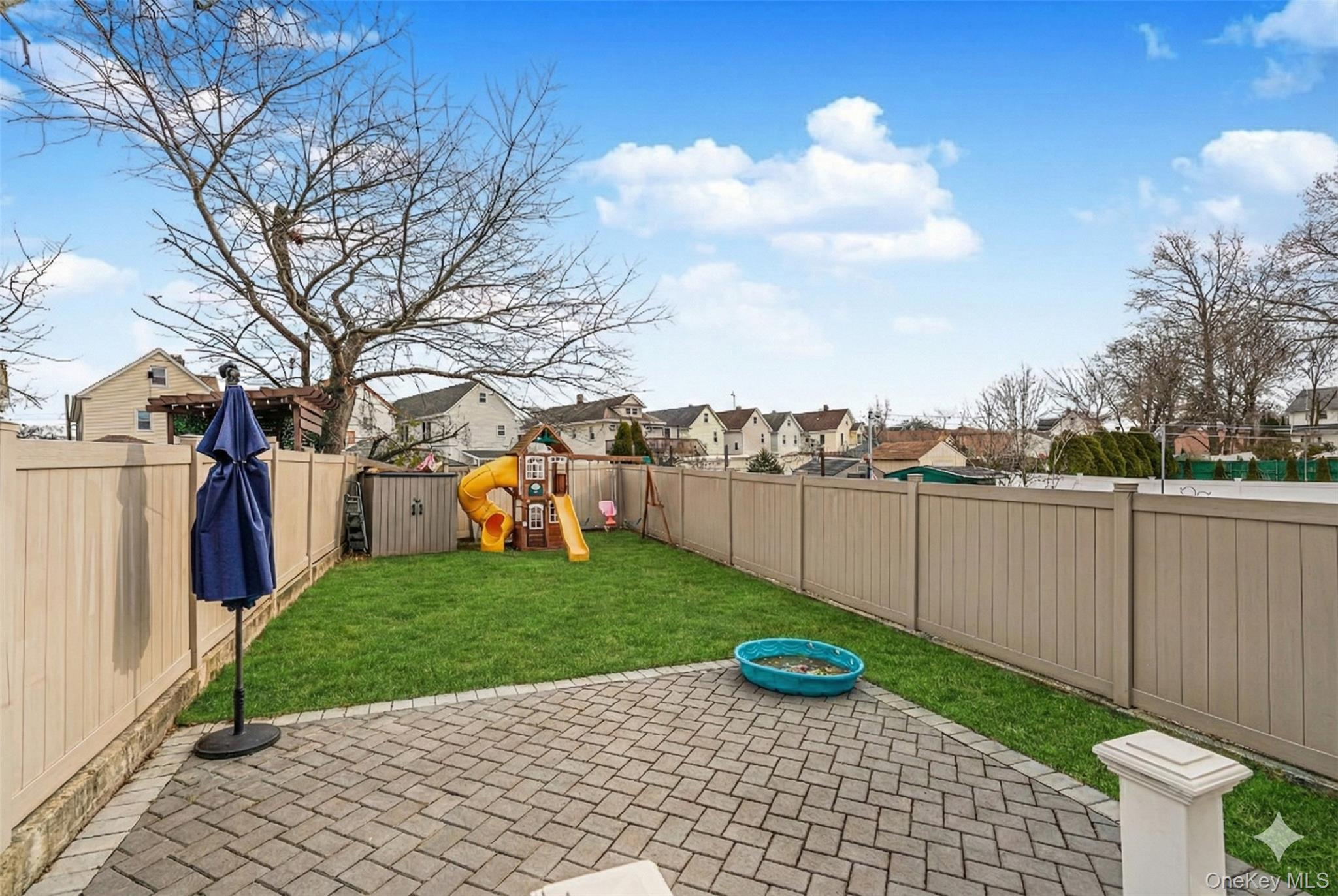 Single Family Llewellyn  Staten Island, NY 10310, MLS-963704-26