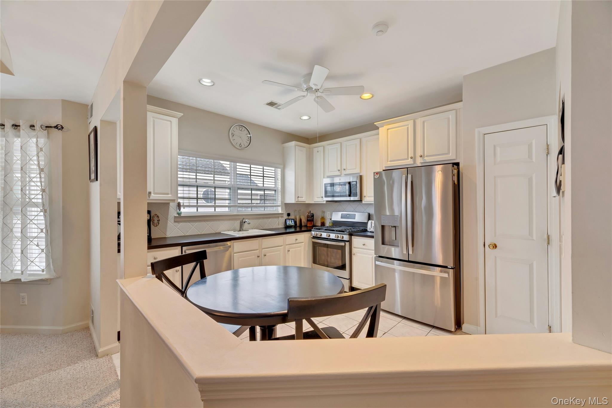 Condo Highland Suffolk County, NY 11955, MLS-963708-12