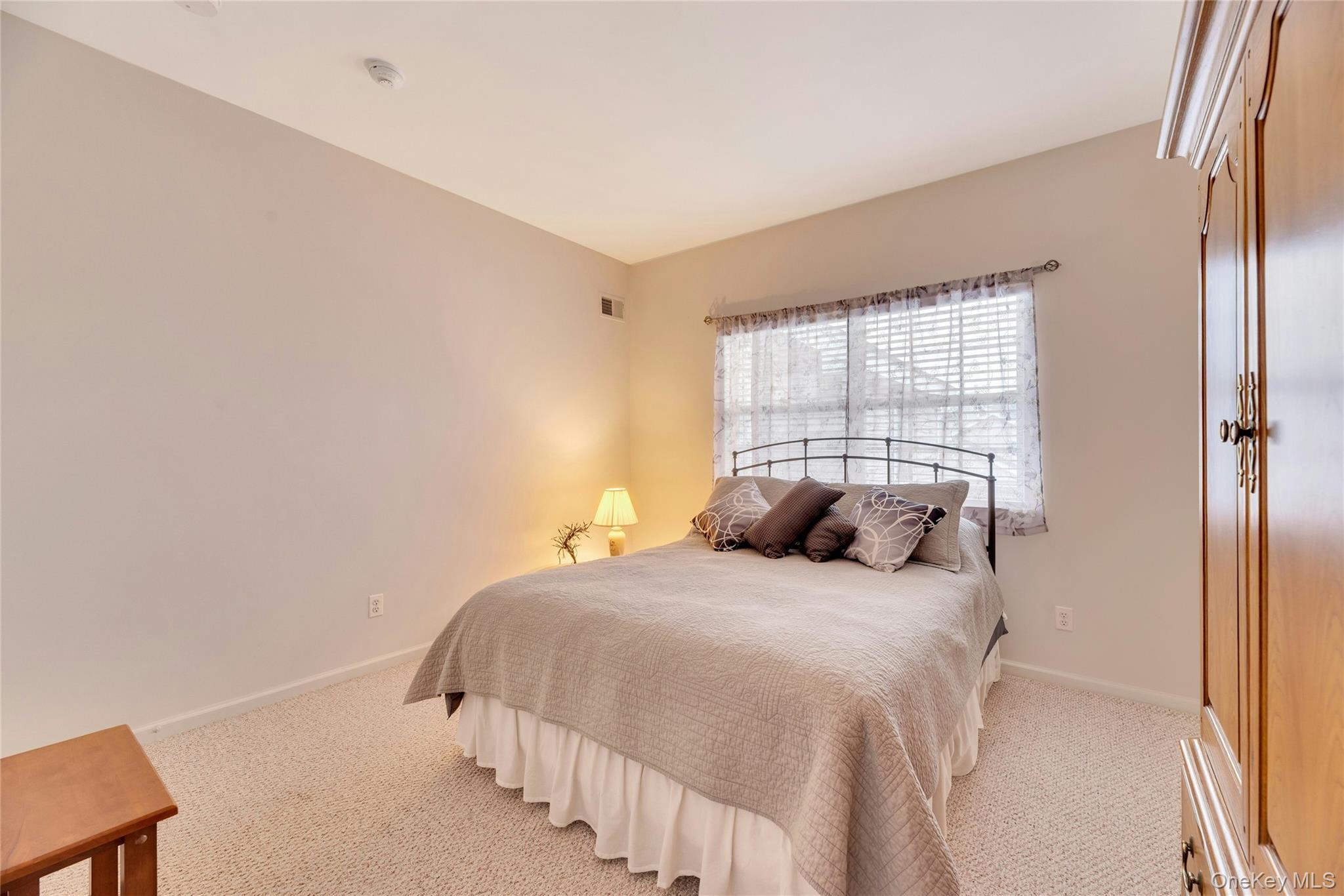 Condo Highland Suffolk County, NY 11955, MLS-963708-17