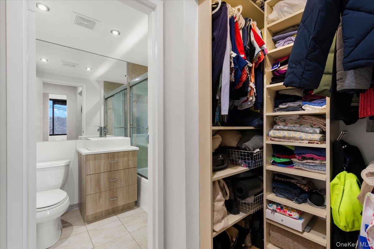 Condo Johnson Bronx, NY 10463, MLS-963722-9