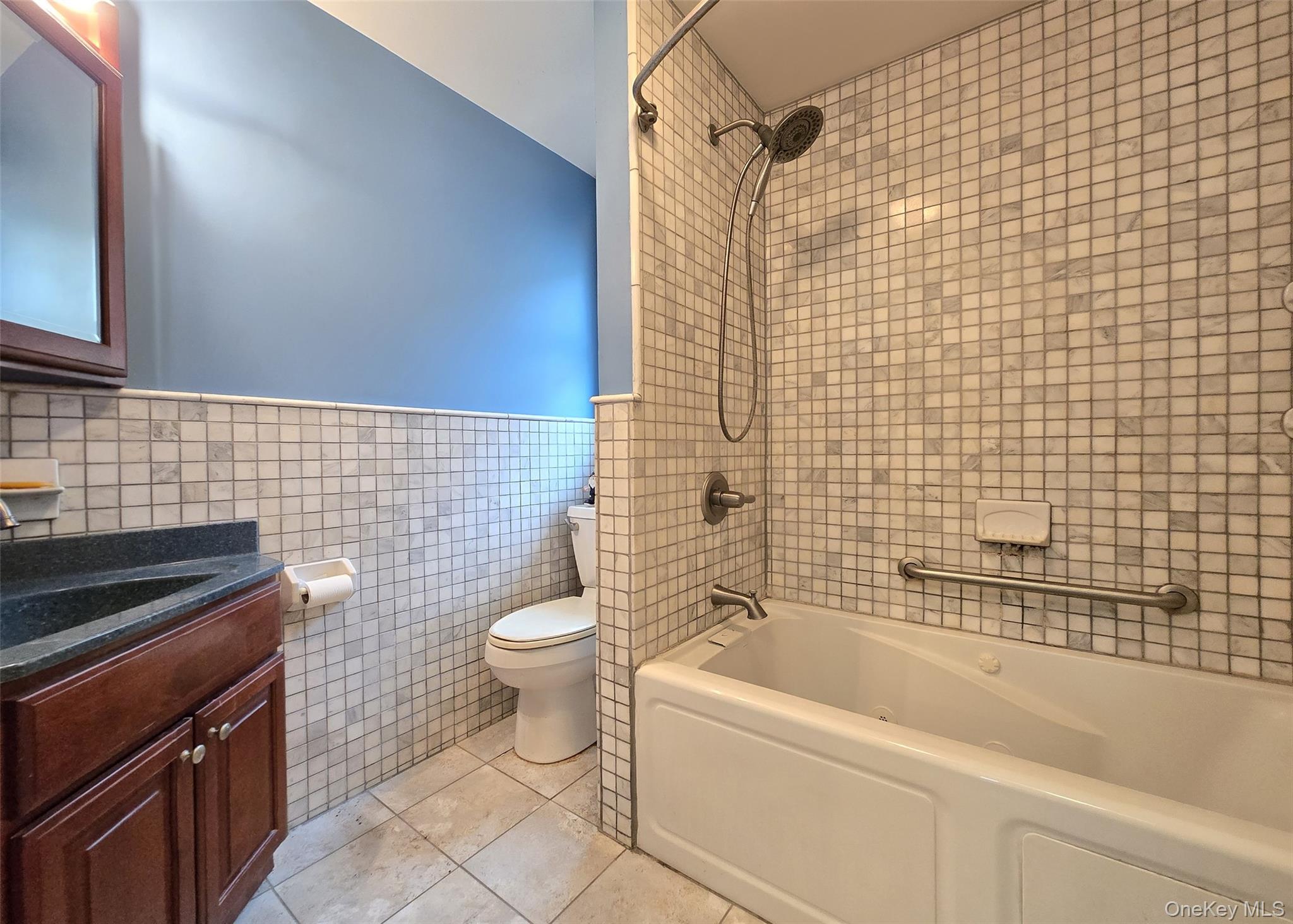 Single Family Michigan  Suffolk County, NY 11779, MLS-963737-10