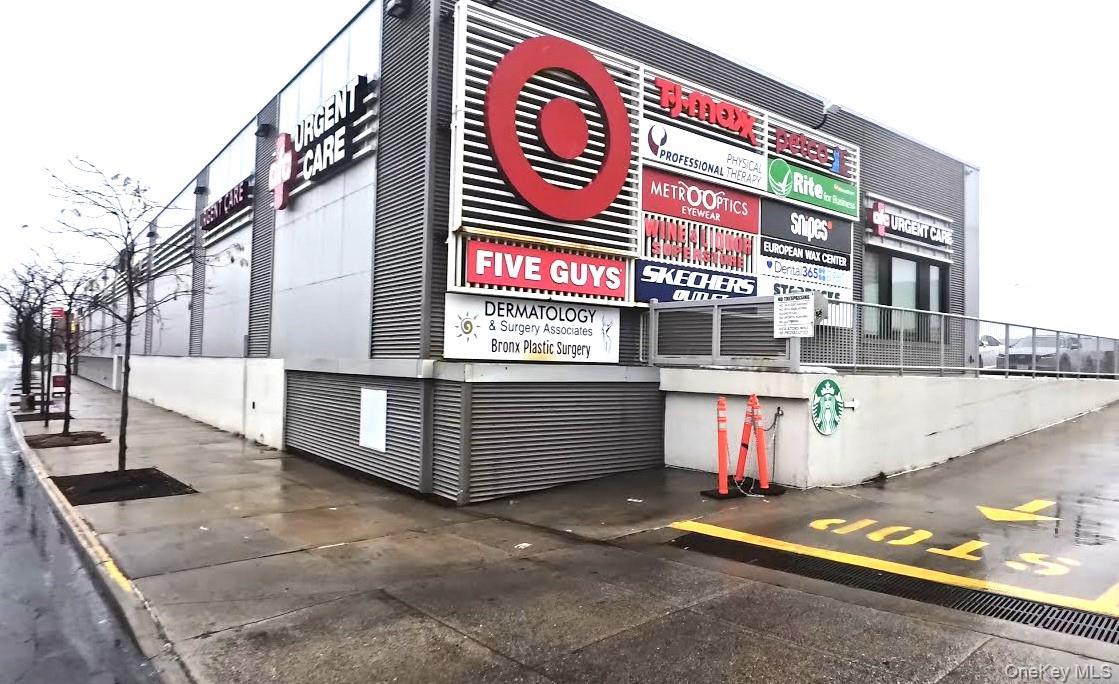 Single Family Pilgrim  Bronx, NY 10461, MLS-963746-21