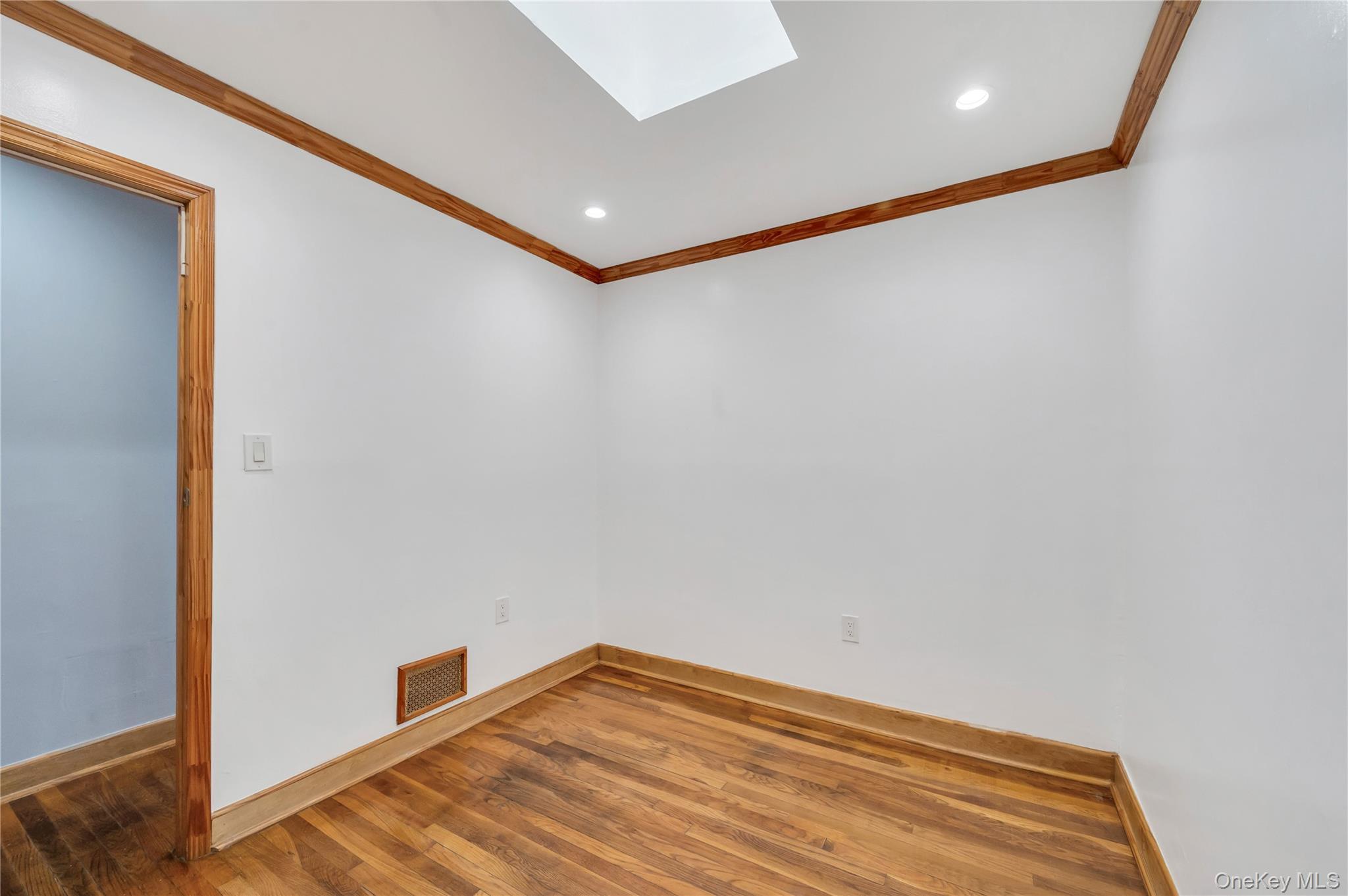 Single Family 113th Queens, NY 11433, MLS-963758-24