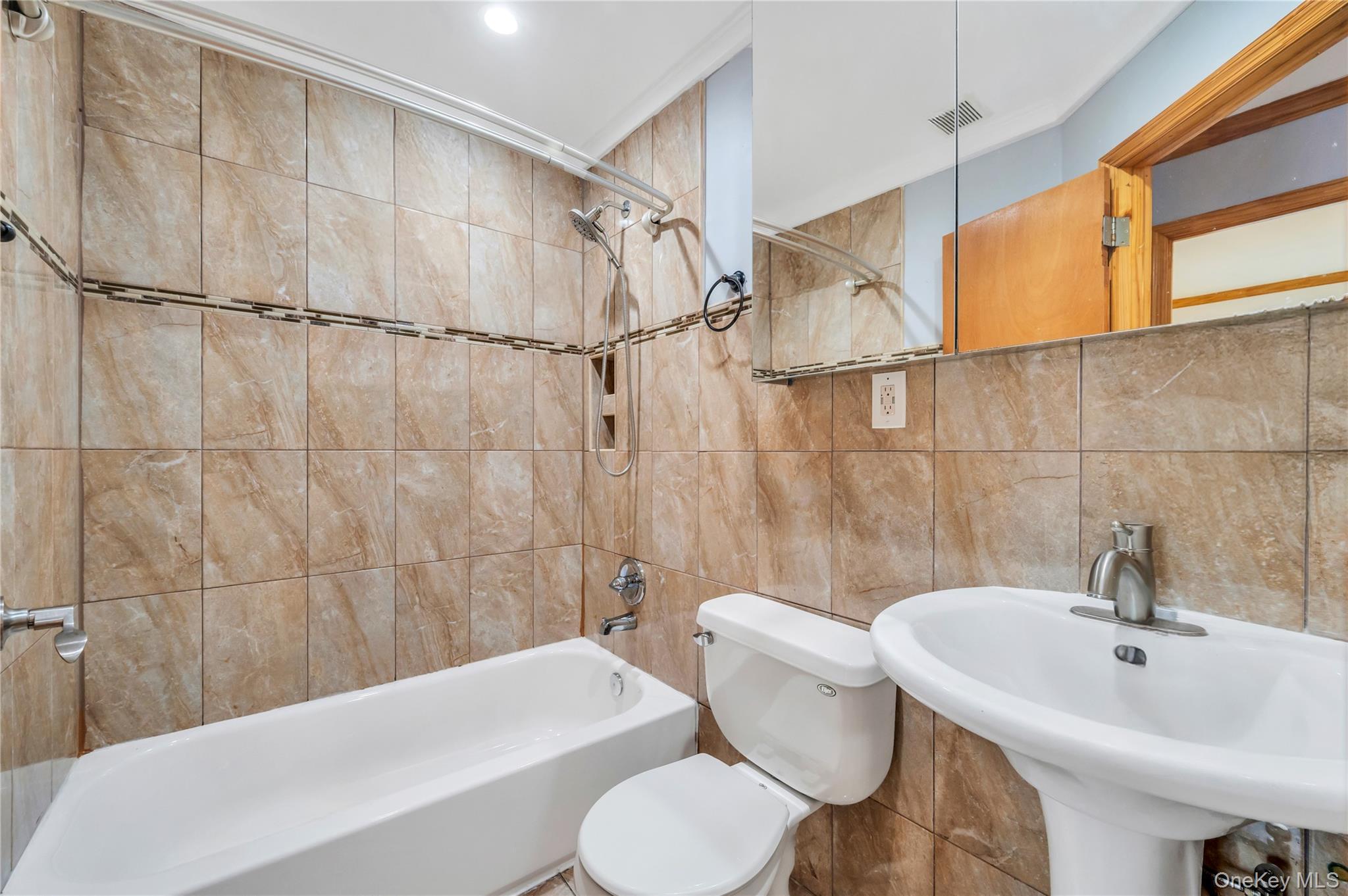 Single Family 113th Queens, NY 11433, MLS-963758-27