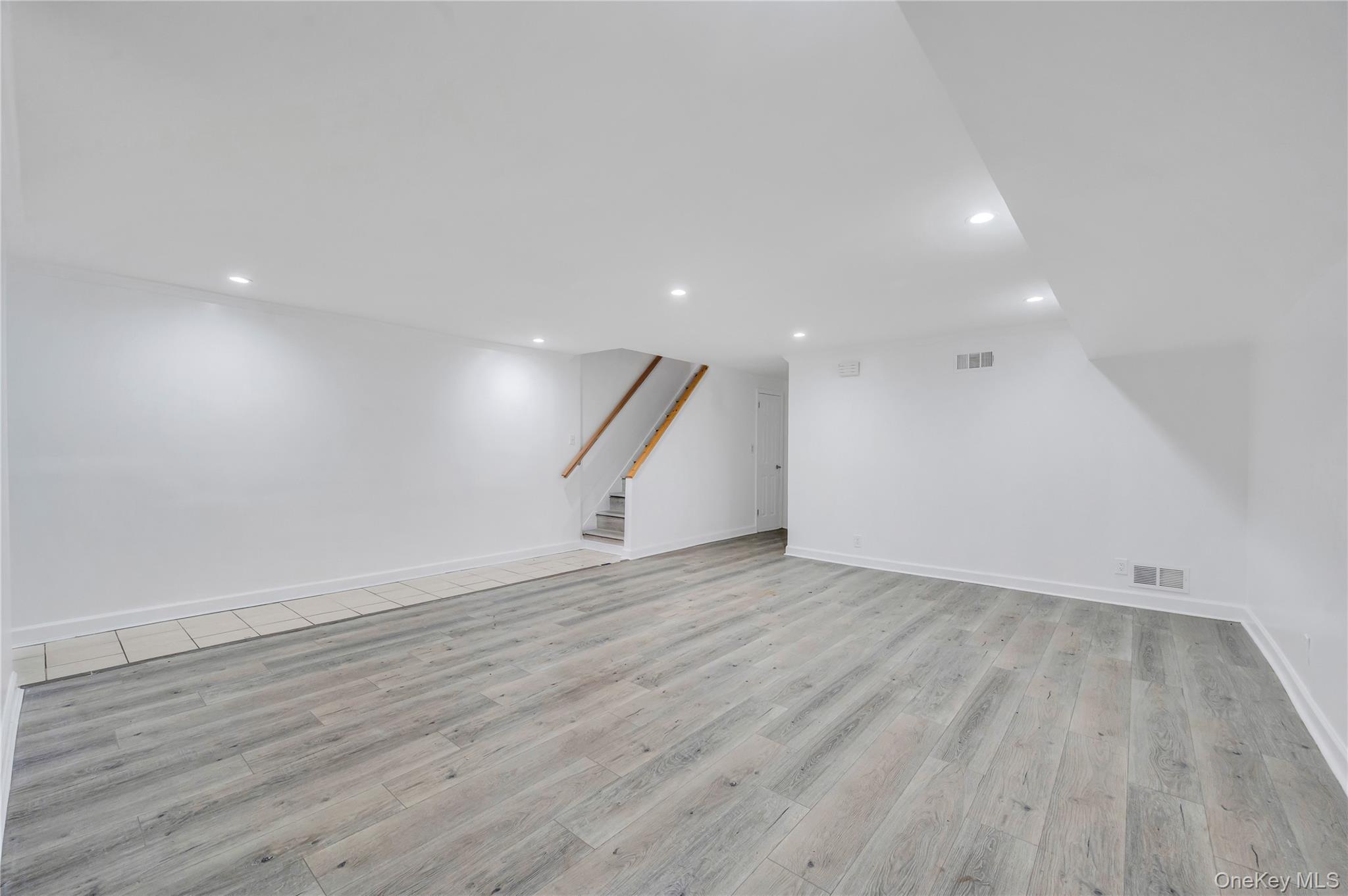 Single Family 113th Queens, NY 11433, MLS-963758-28