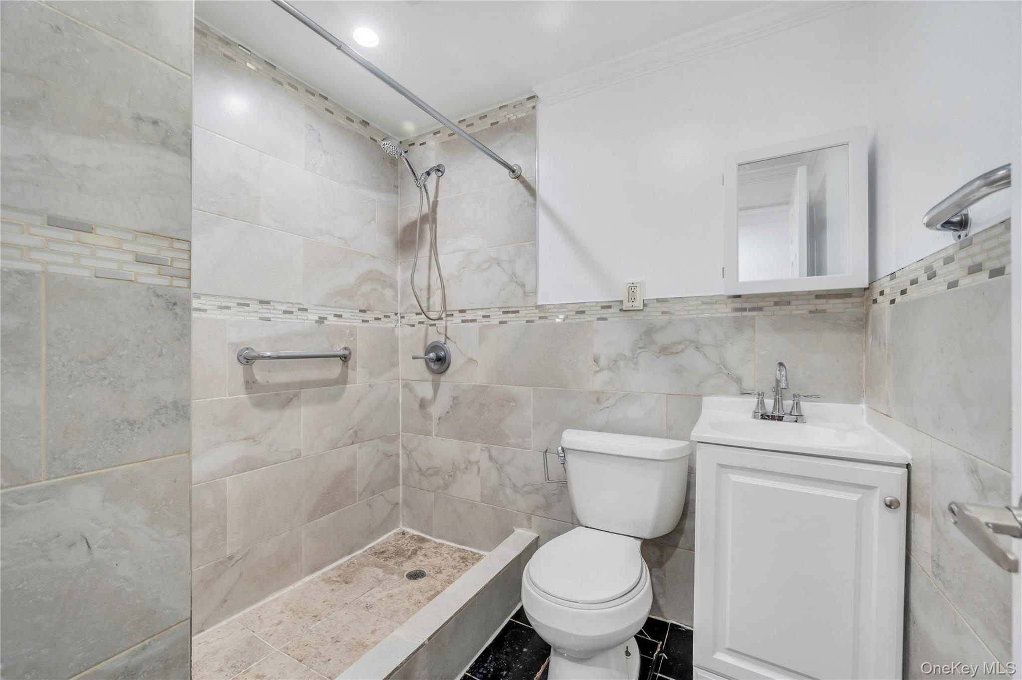 Single Family 113th Queens, NY 11433, MLS-963758-32