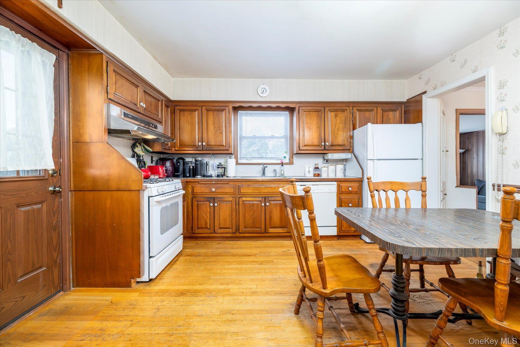 Single Family Alden  Nassau County, NY 11565, MLS-963770-10