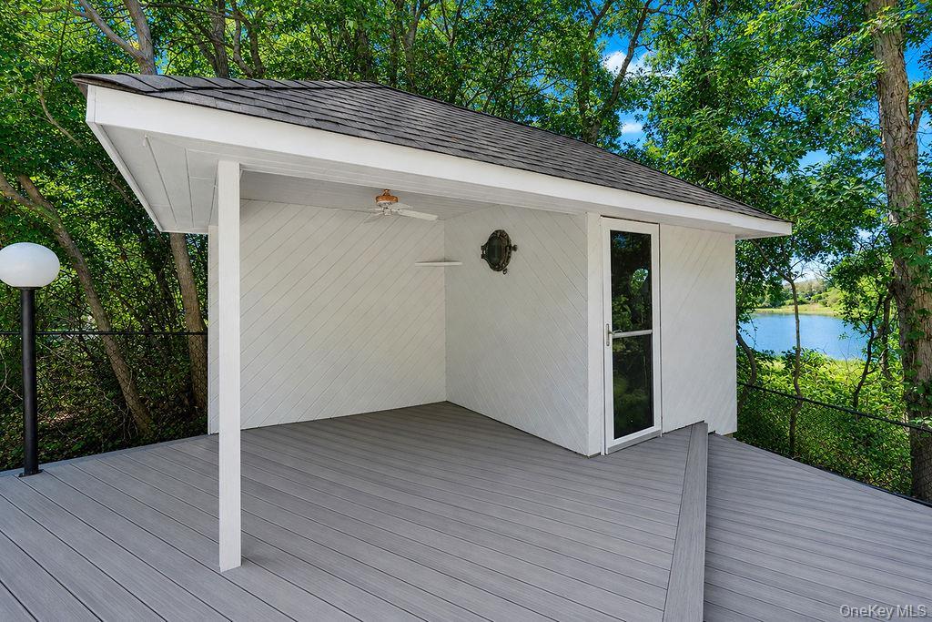 Single Family Soundview Avenue Suffolk County, NY 11971, MLS-963793-17
