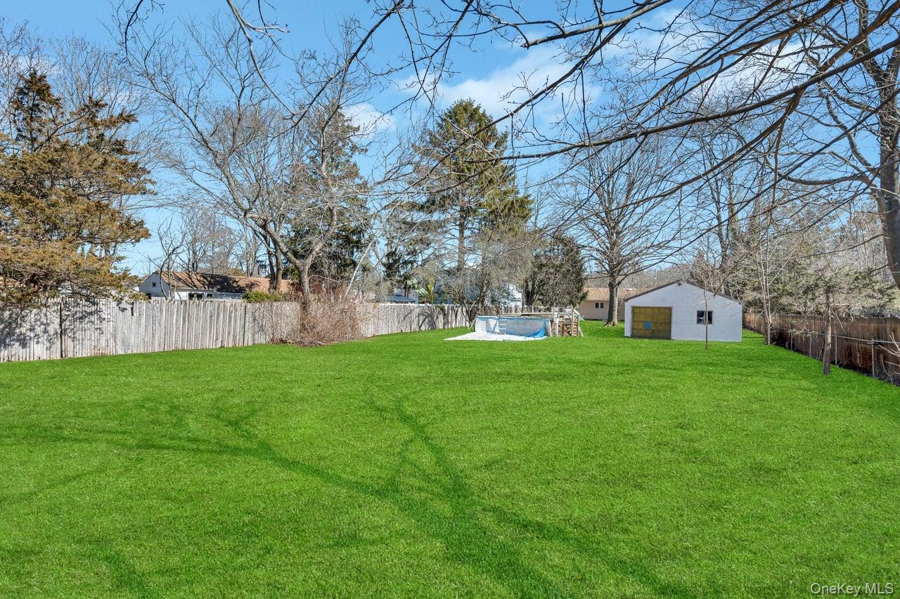 Single Family Locust  Suffolk County, NY 11716, MLS-963794-10