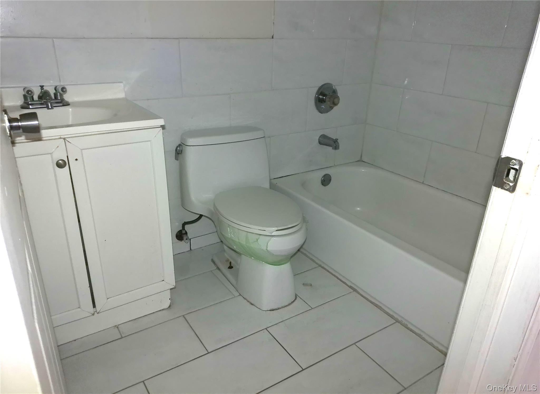 Single Family 147 Queens, NY 11434, MLS-963810-19