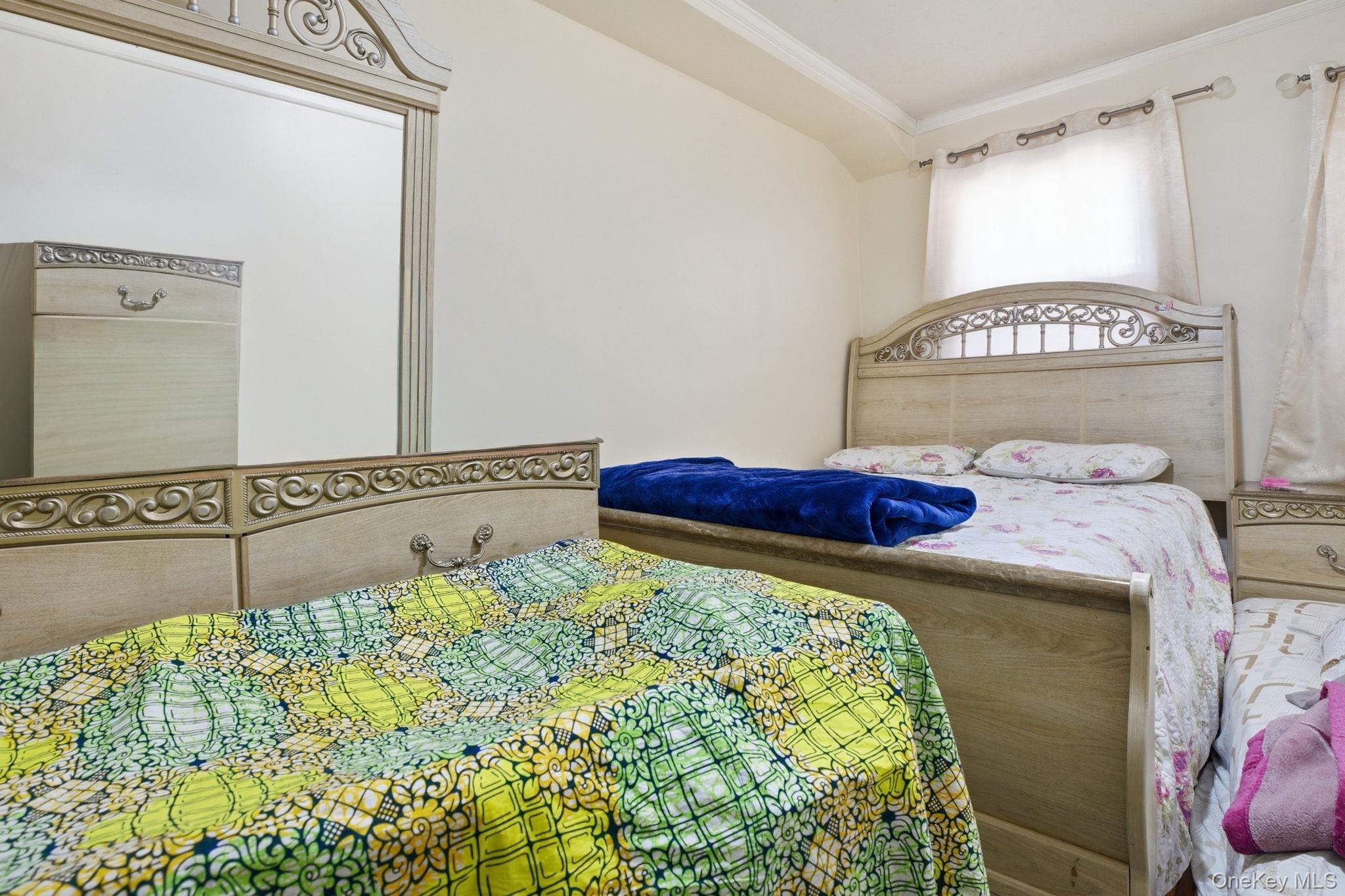 Single Family Bronxwood  Bronx, NY 10469, MLS-963811-16