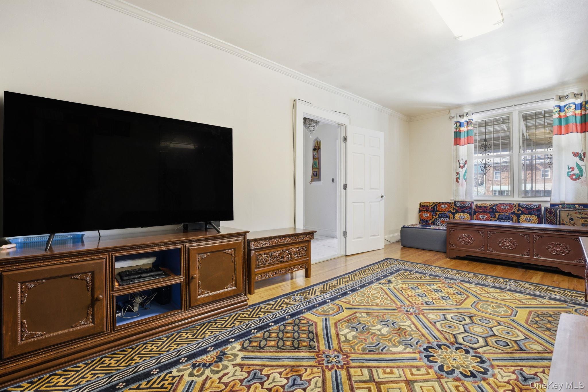 Single Family Bronxwood  Bronx, NY 10469, MLS-963811-4