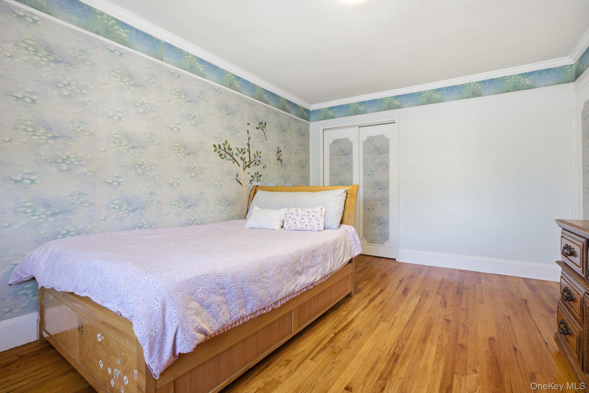 Single Family Bronxwood  Bronx, NY 10469, MLS-963811-6