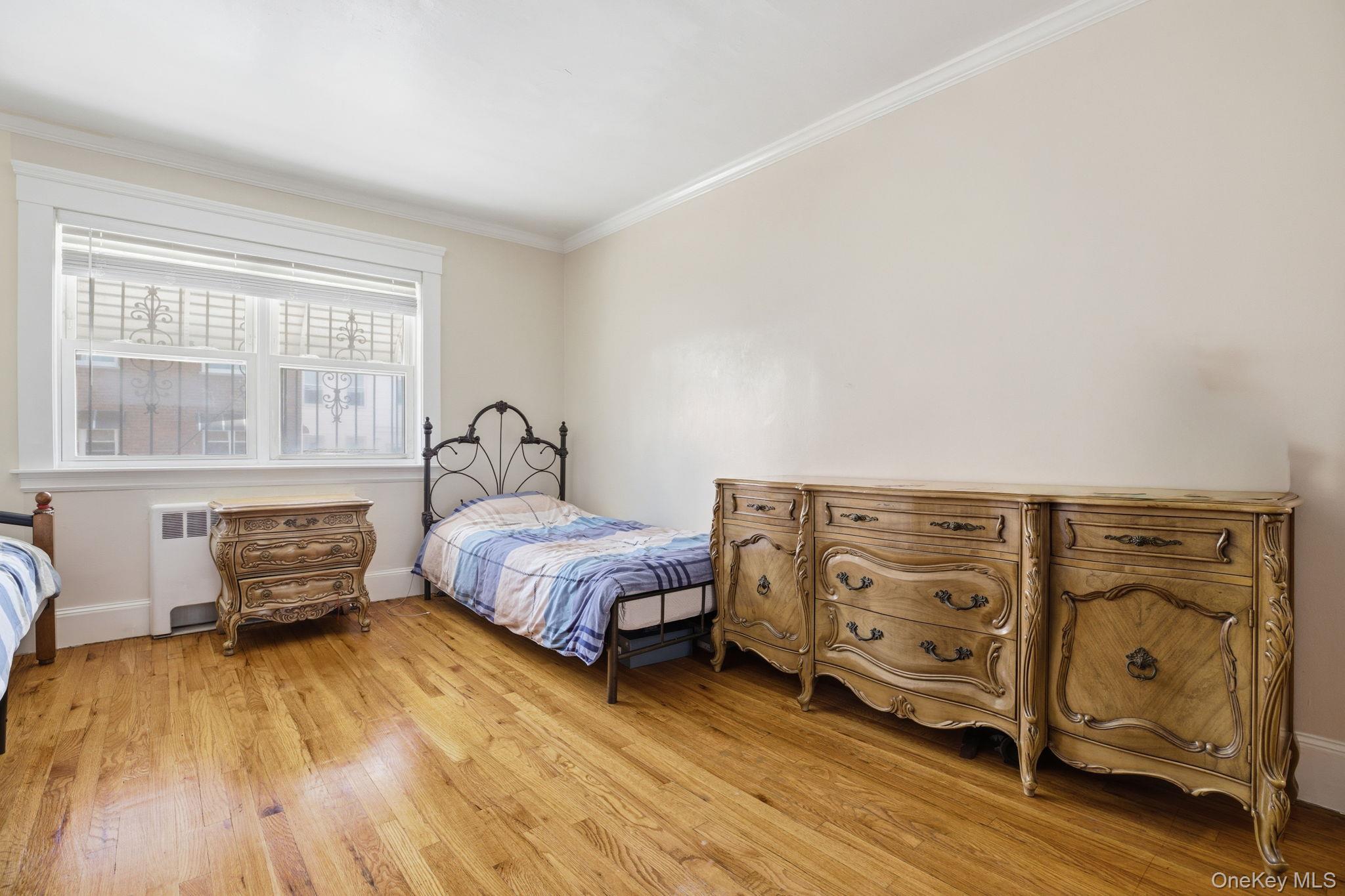 Single Family Bronxwood  Bronx, NY 10469, MLS-963811-7