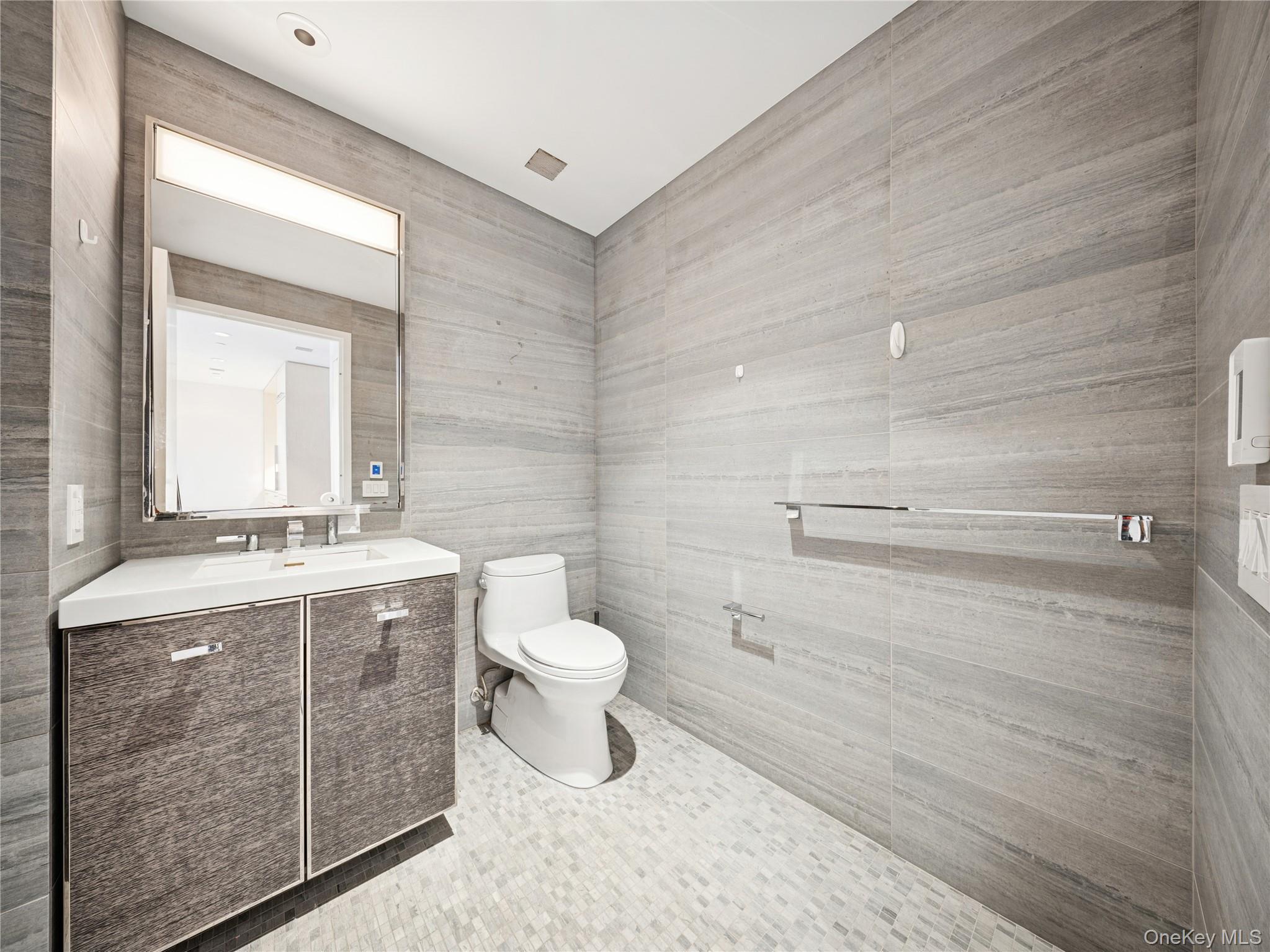 Condo South  Manhattan, NY 10002, MLS-963817-14