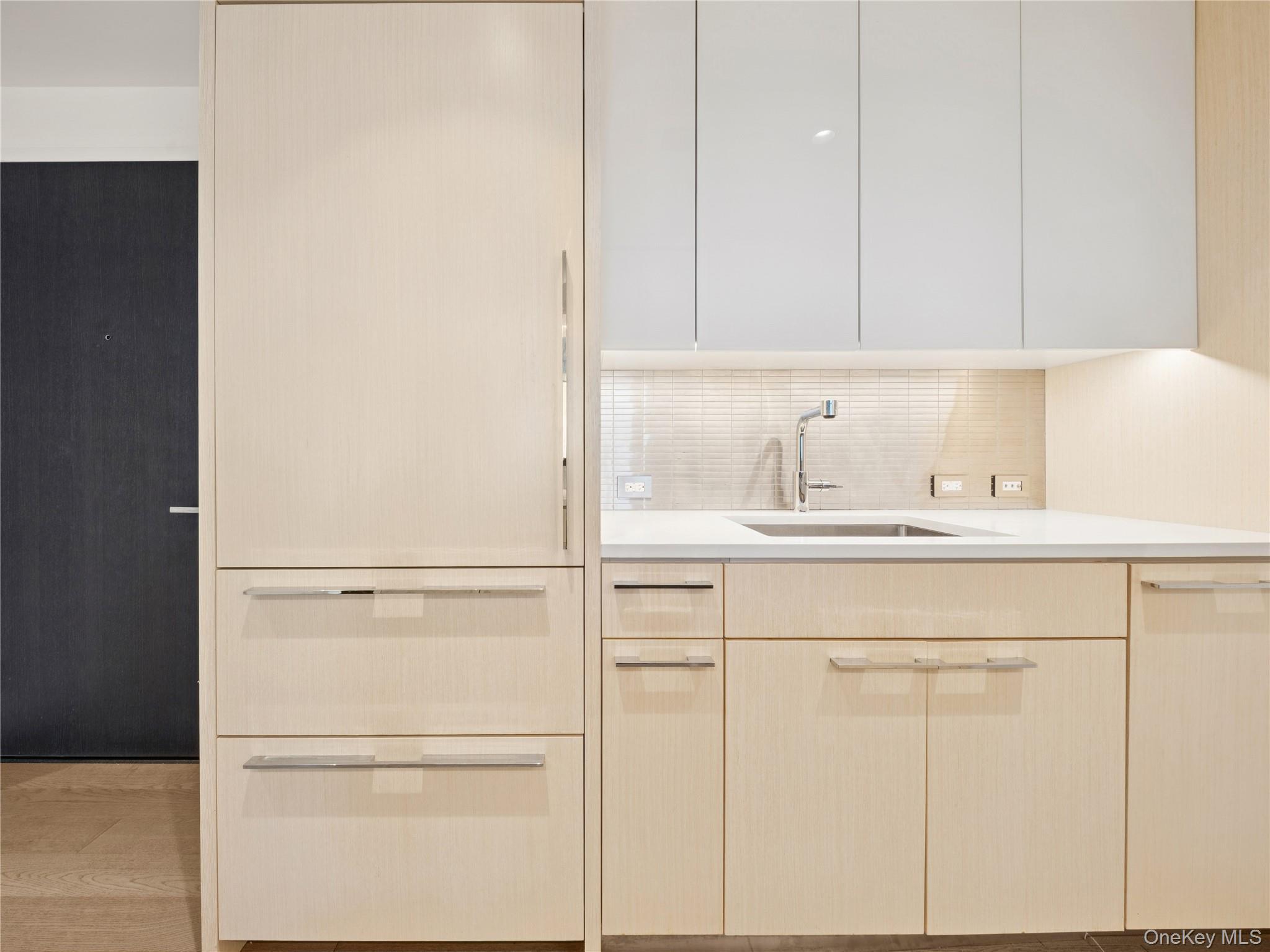 Condo South  Manhattan, NY 10002, MLS-963817-9