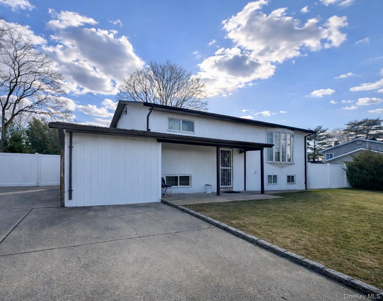 Single Family Anna  Suffolk County, NY 11706, MLS-963843-2