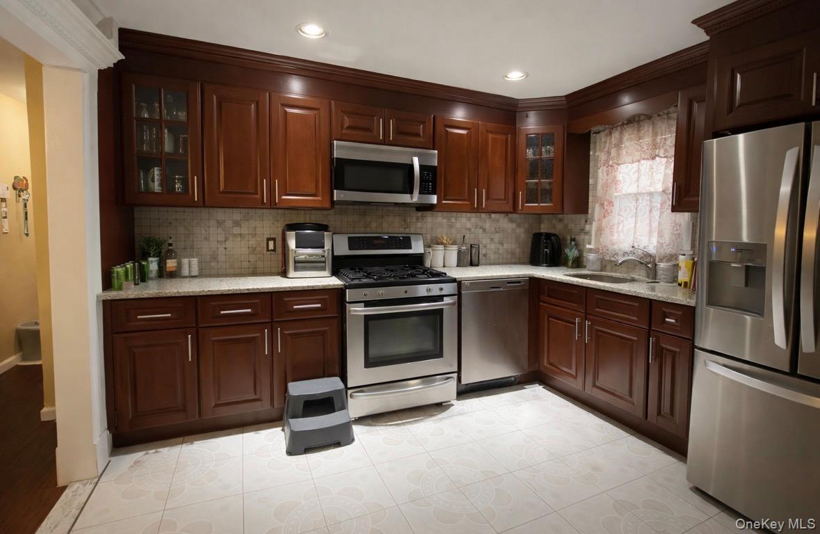 Single Family Anna  Suffolk County, NY 11706, MLS-963843-3