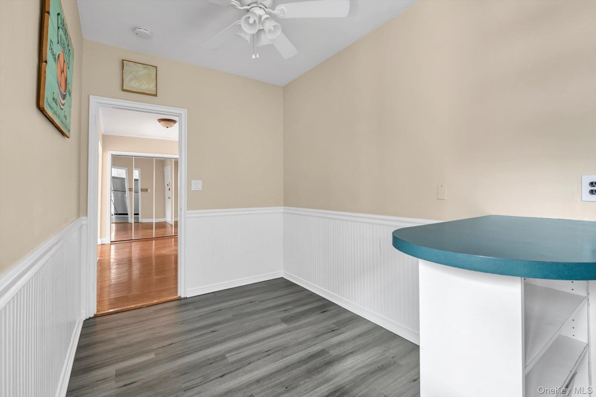 Coop Townhouse Nassau County, NY 11021, MLS-963881-10