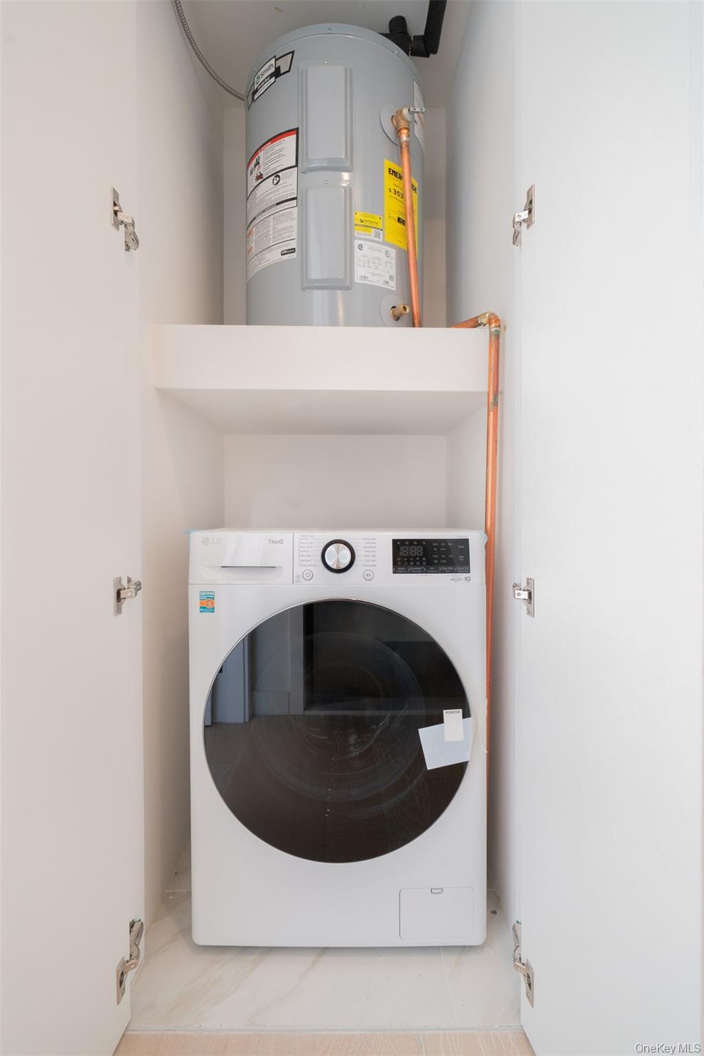 Condo Northern Blvd  Queens, NY 11354, MLS-963882-18