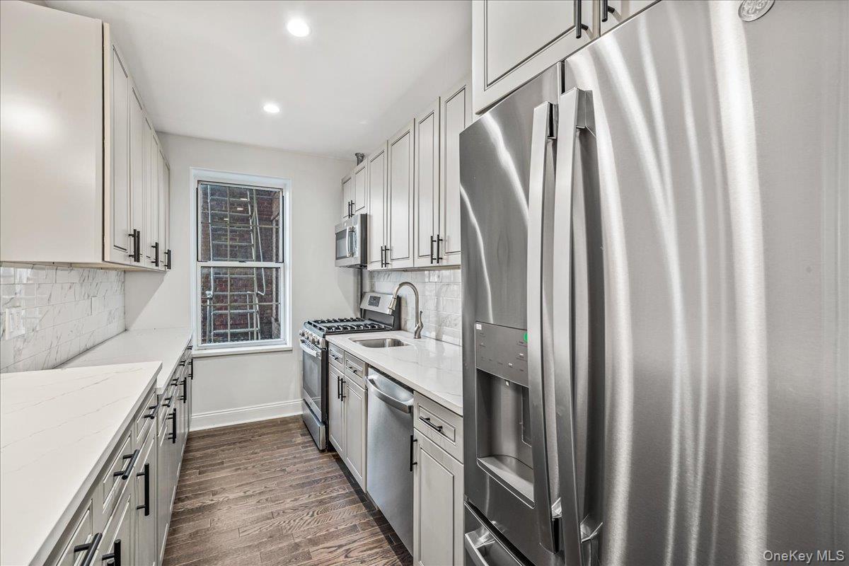 Coop 30th  Queens, NY 11377, MLS-963934-2