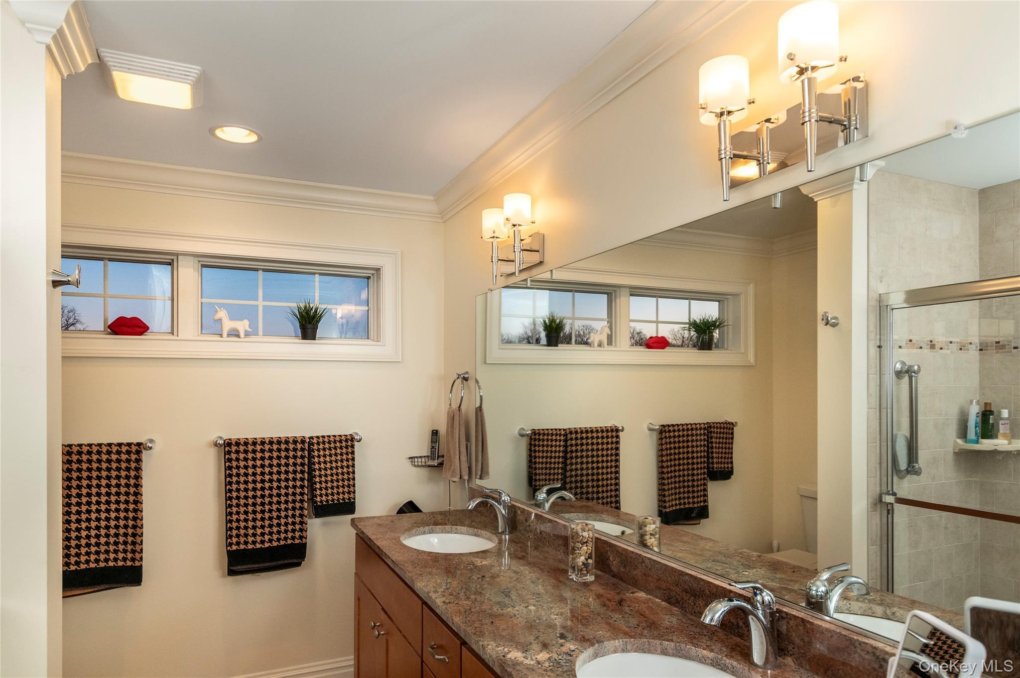 Condo Gardenia  Dutchess County, NY 12572, MLS-963941-29