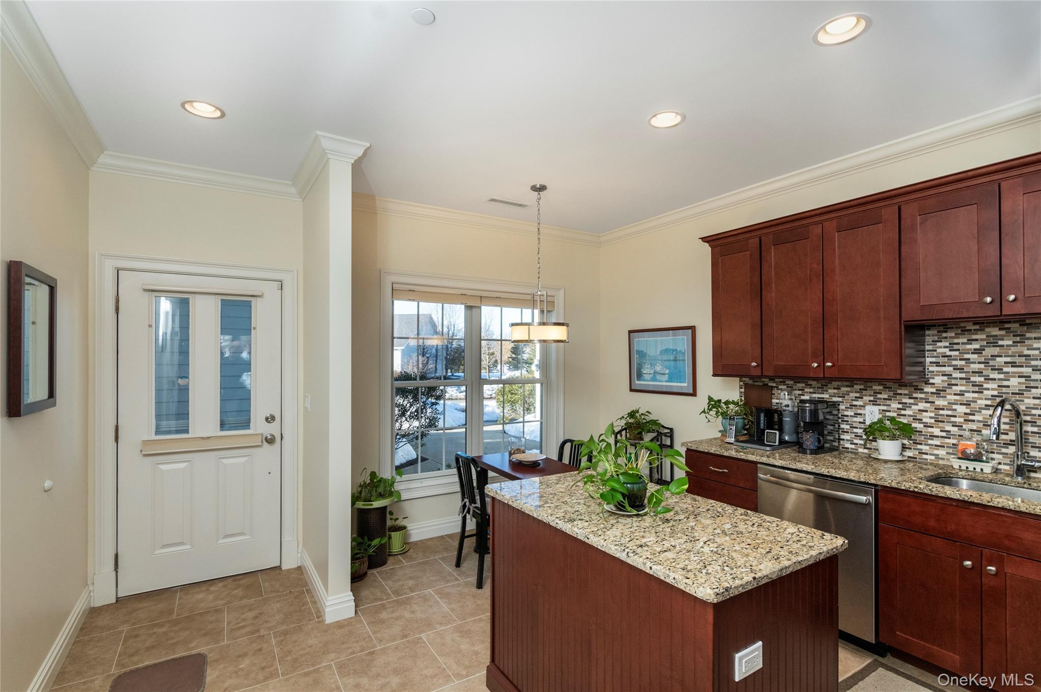 Condo Gardenia  Dutchess County, NY 12572, MLS-963941-9