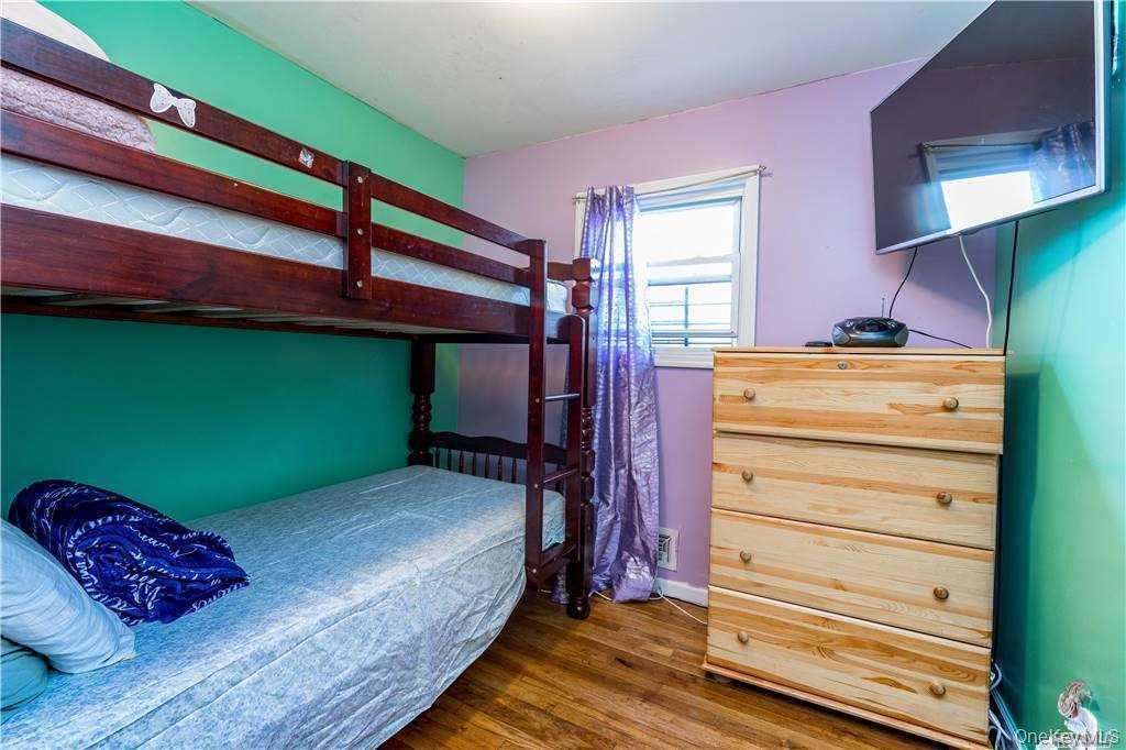 Single Family Springfield  Queens, NY 11411, MLS-963943-12