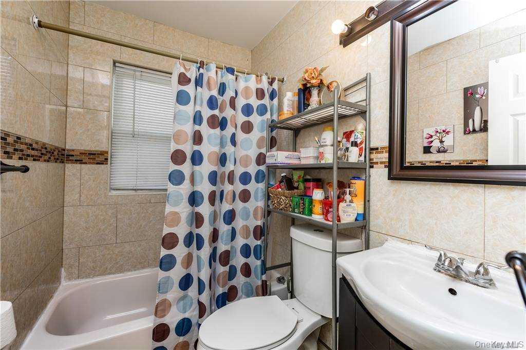 Single Family Springfield  Queens, NY 11411, MLS-963943-14